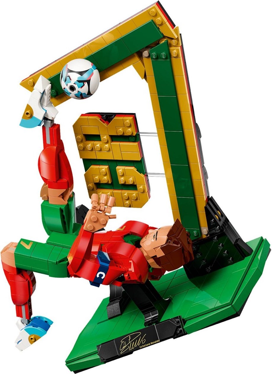 Cristiano Ronaldo – Football Legend 43016 | Editions | LEGO (image 11)
