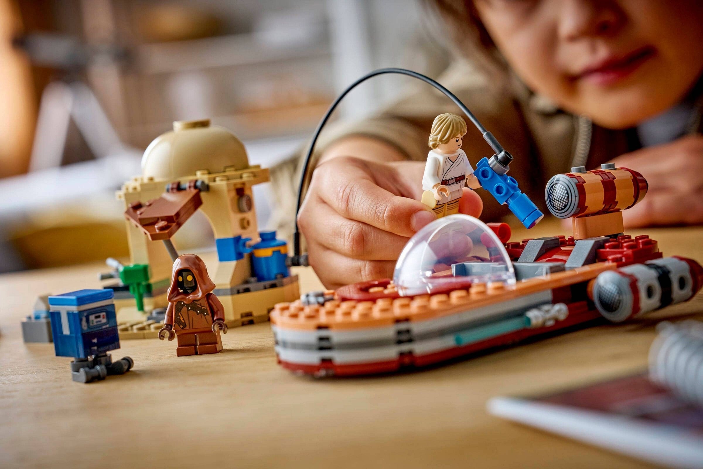 Luke's Landspeeder 75420 | Star Wars | LEGO – image 7