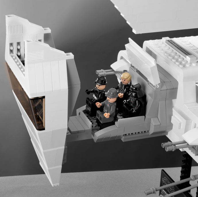 Imperial Shuttle 10212 | Star Wars | LEGO – image 12