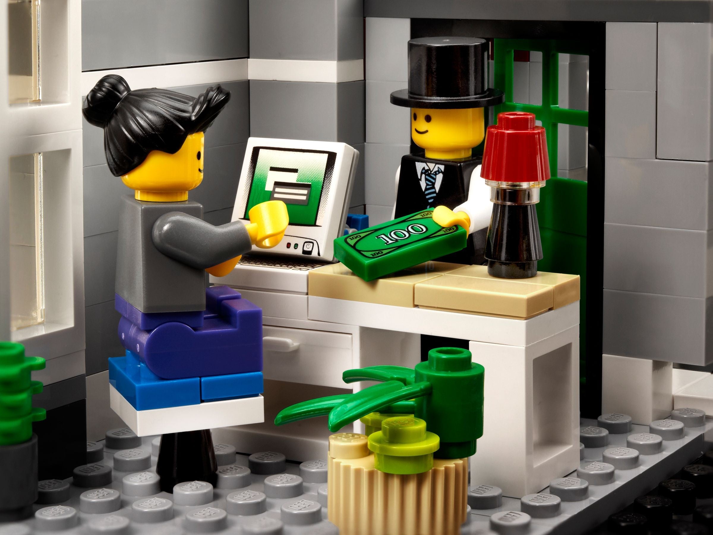 Town Hall 10224 | Advanced models | LEGO – image 5