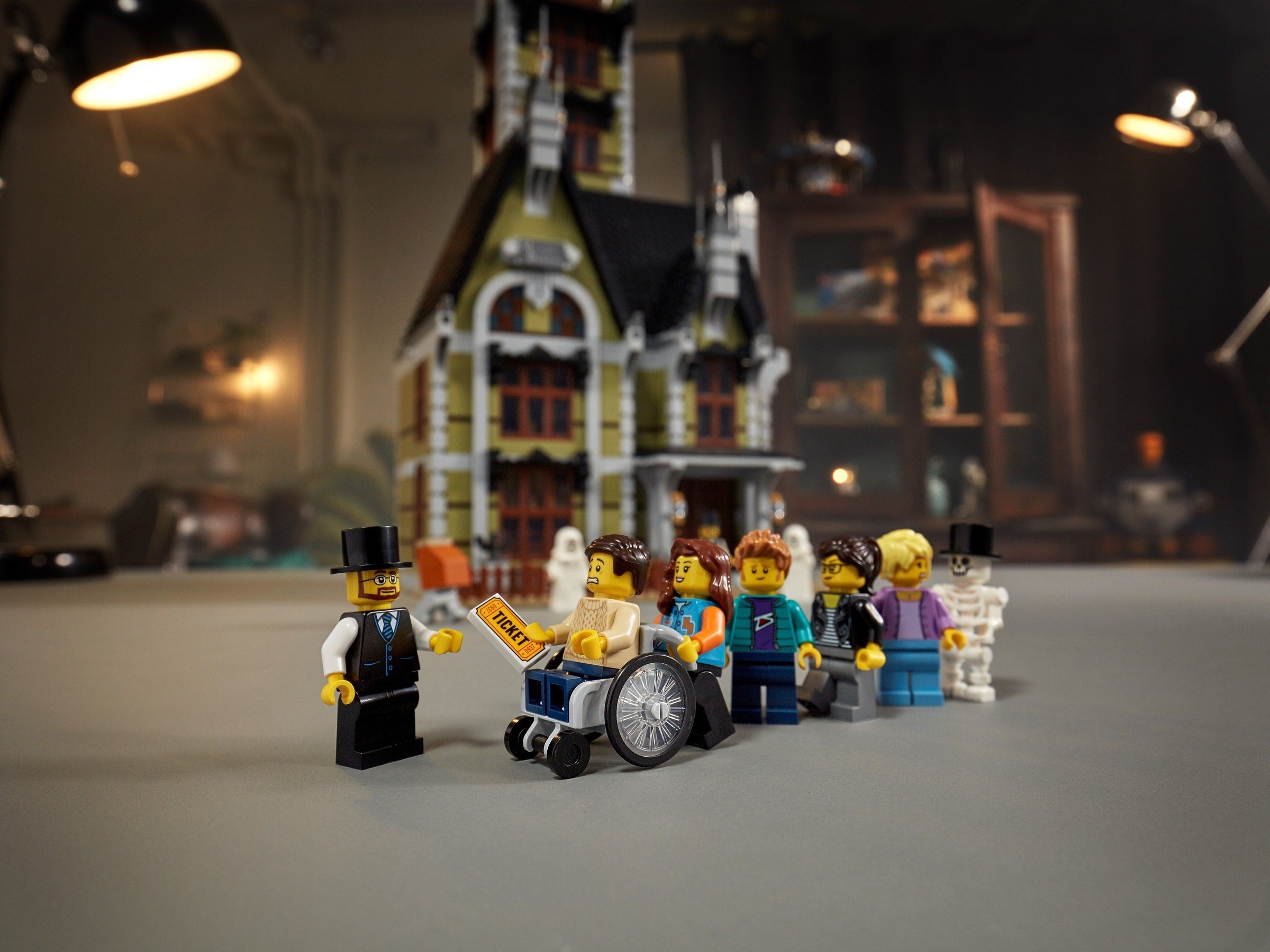Haunted House 10273 | Icons | LEGO – image 5