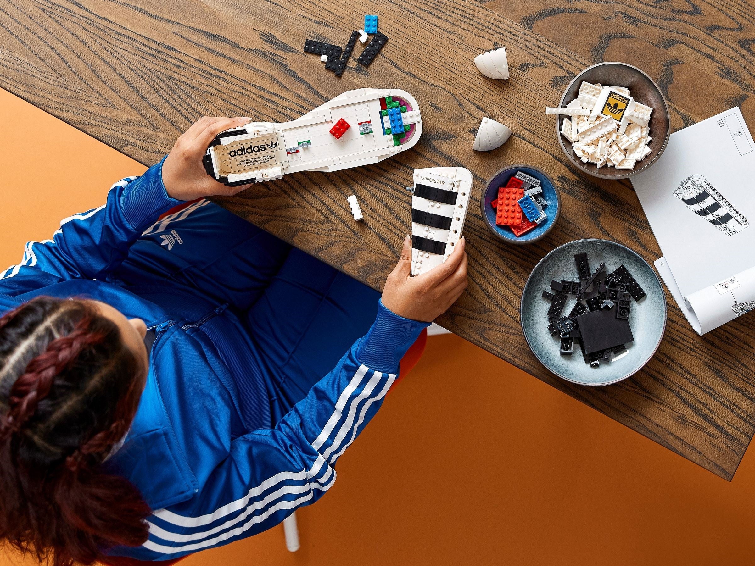 Adidas Originals Superstar 10282 | Icons | LEGO – image 19