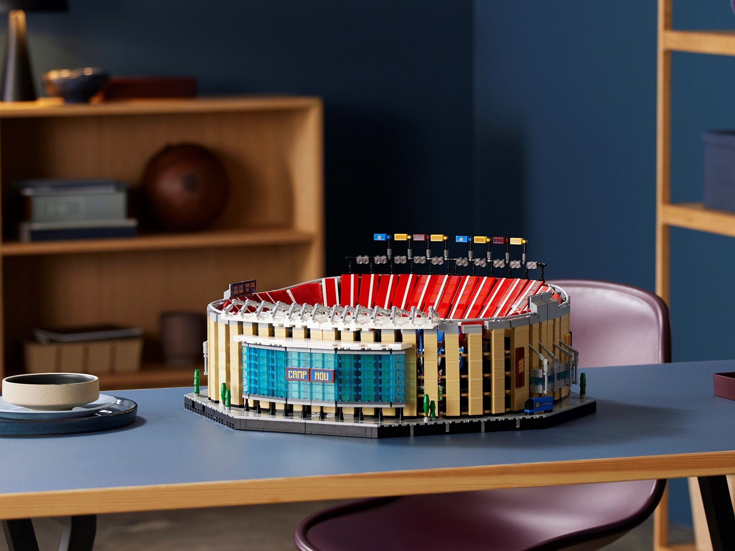 Camp Nou - FC Barcelona 10284 | Icons | LEGO – image 4