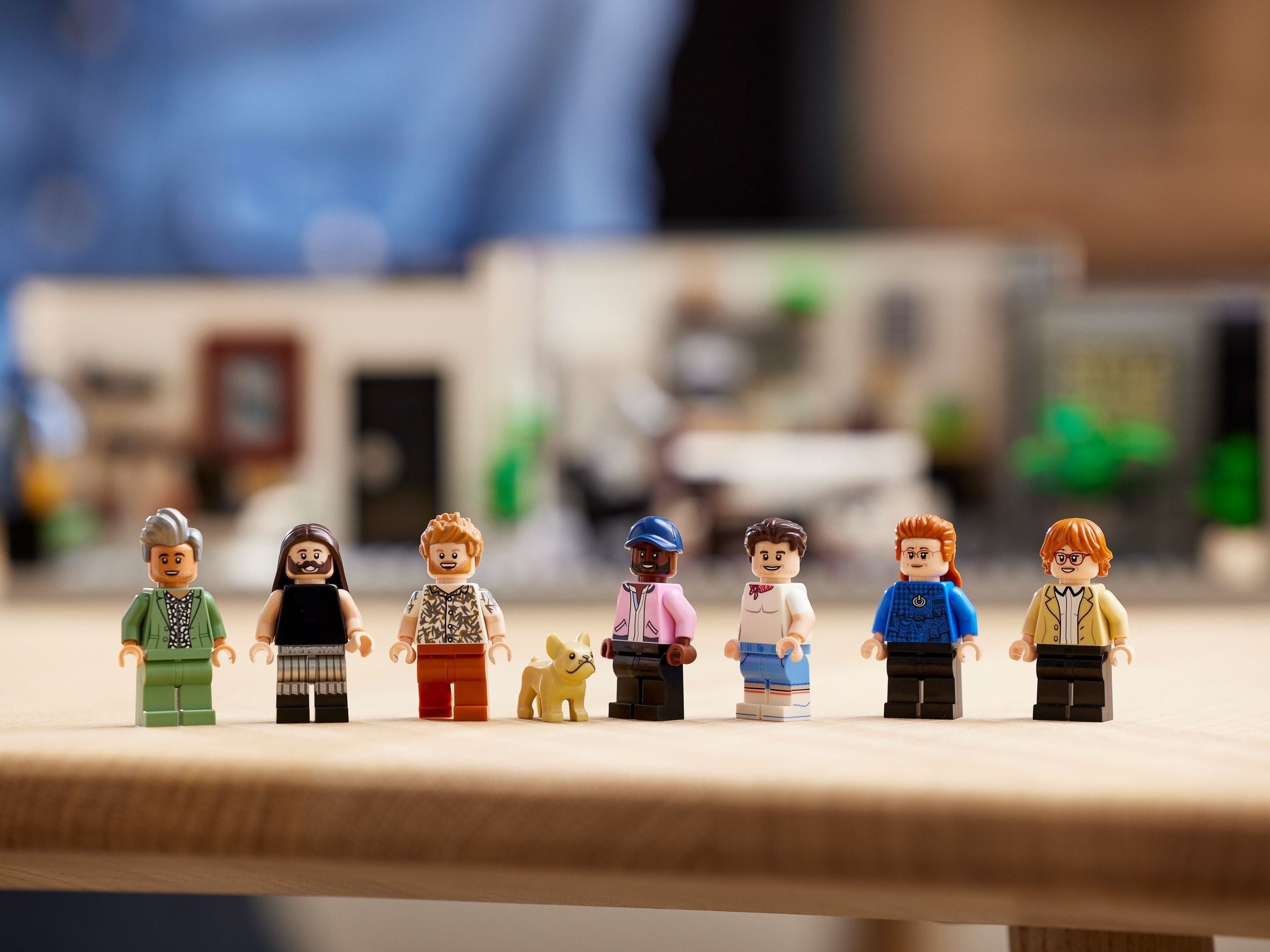 Queer Eye – The Fab 5 Loft 10291 | Icons | LEGO – image 14