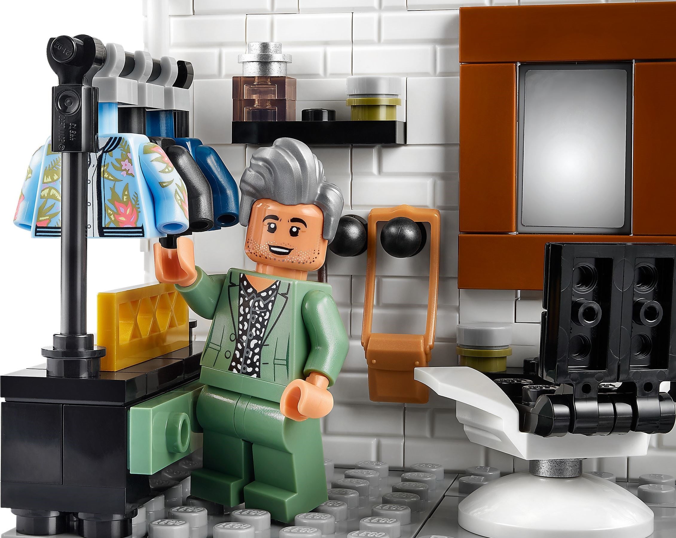 Queer Eye – The Fab 5 Loft 10291 | Icons | LEGO – image 24