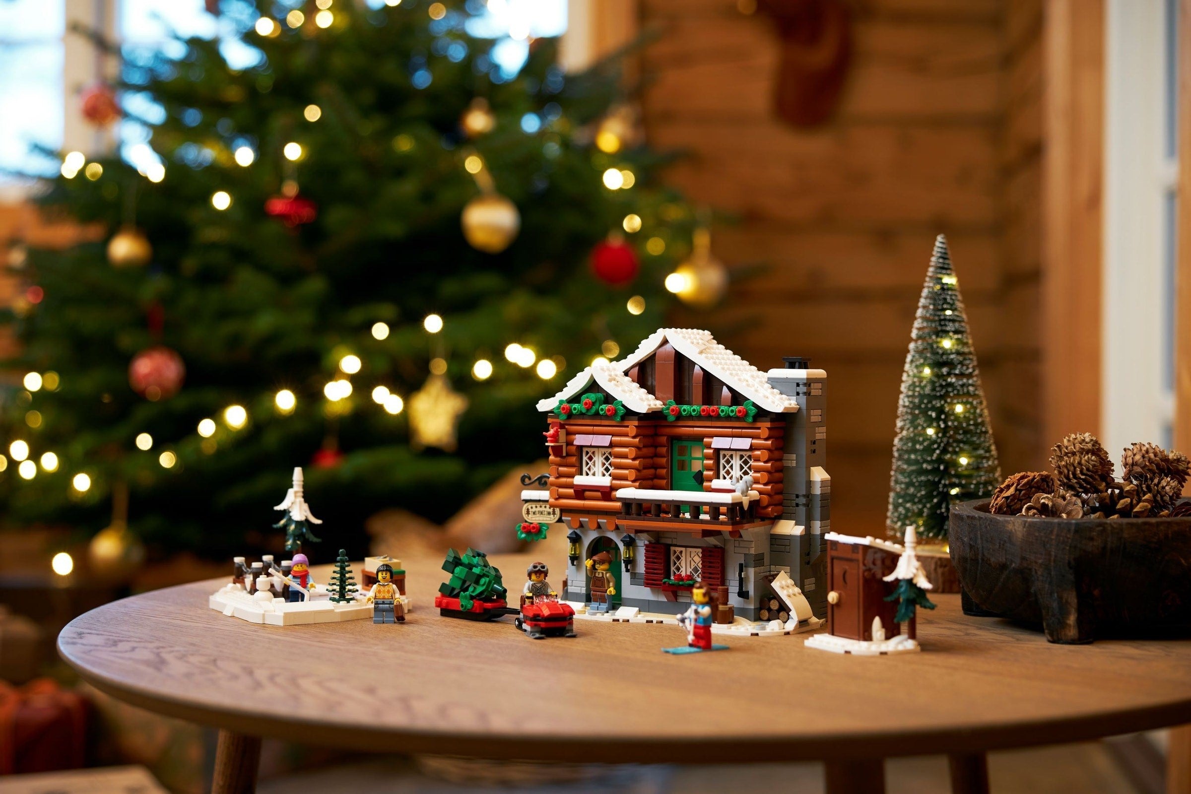 Alpine Lodge 10325 | Icons | LEGO – image 6