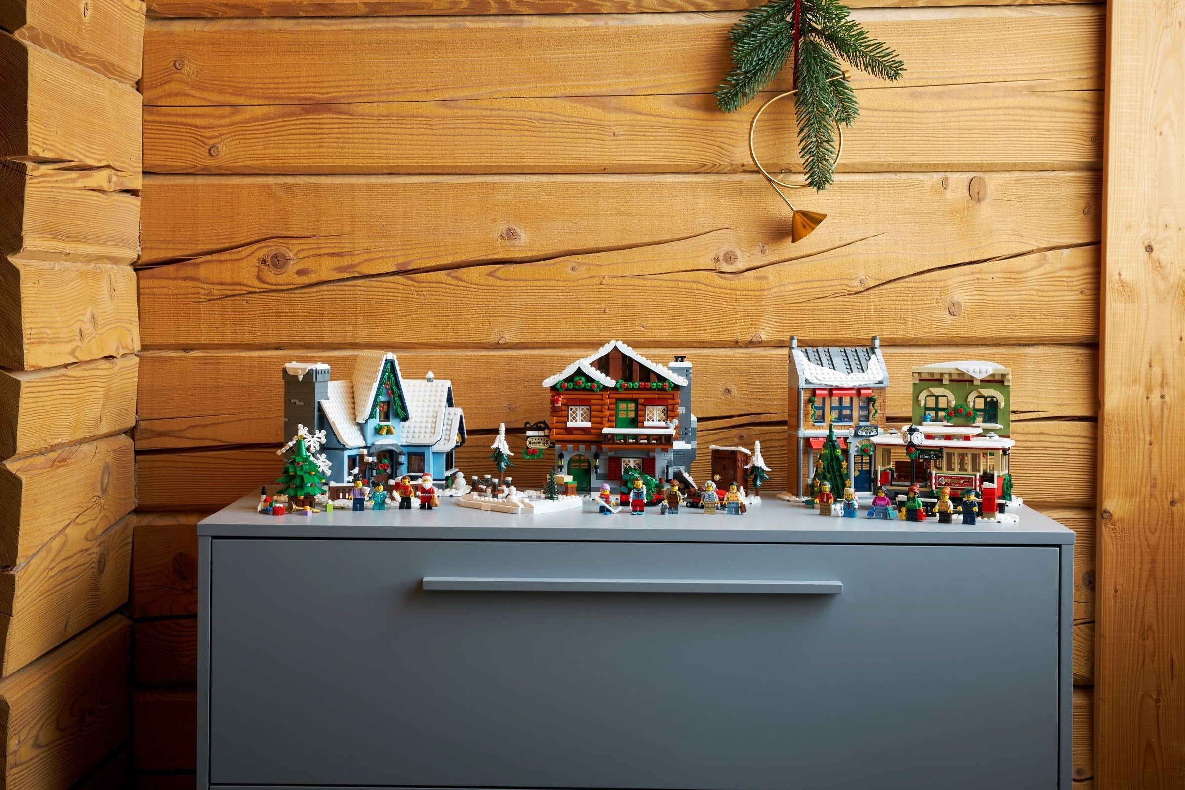 Alpine Lodge 10325 | Icons | LEGO – image 7
