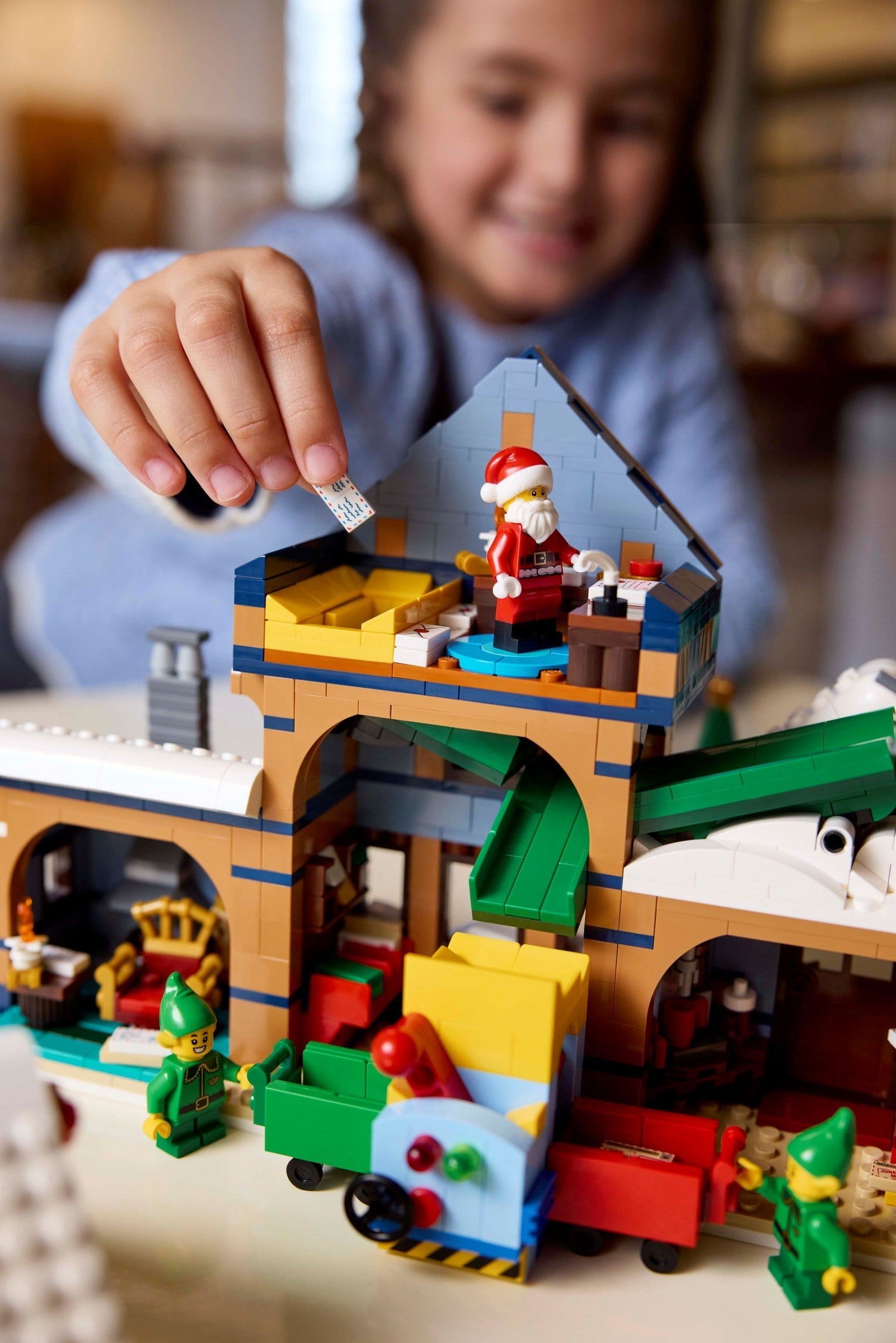 Santa's Post Office 10339 | Icons | LEGO – image 12