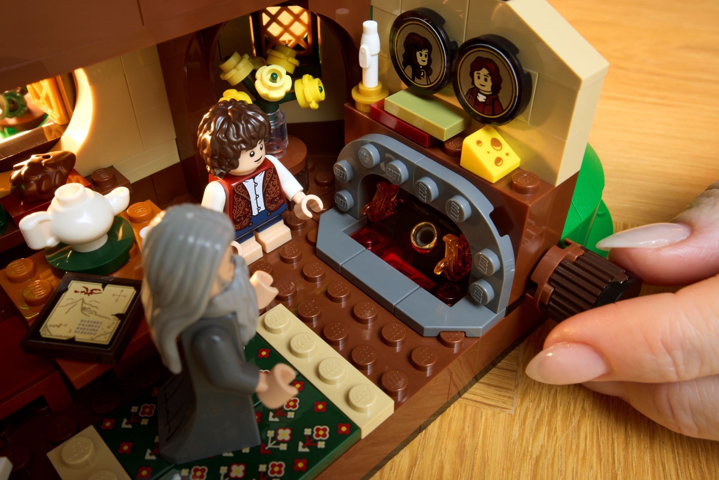The Lord of the Rings: The Shire 10354 | Icons | LEGO – image 7