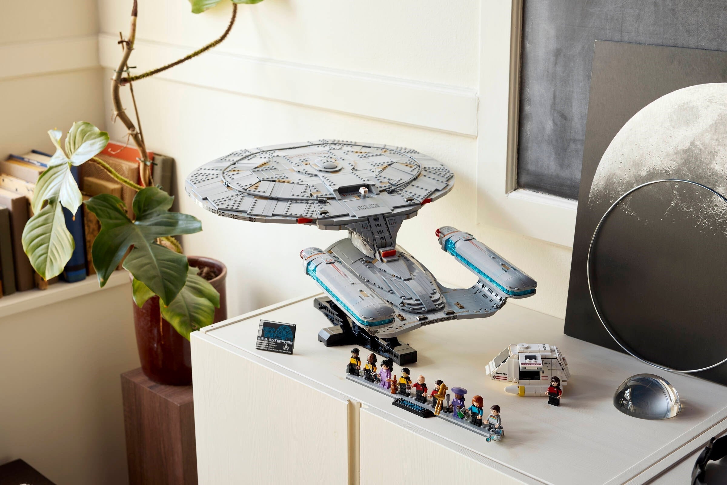 Star Trek: Type-15 Shuttlepod 40768 | Icons | LEGO – image 2