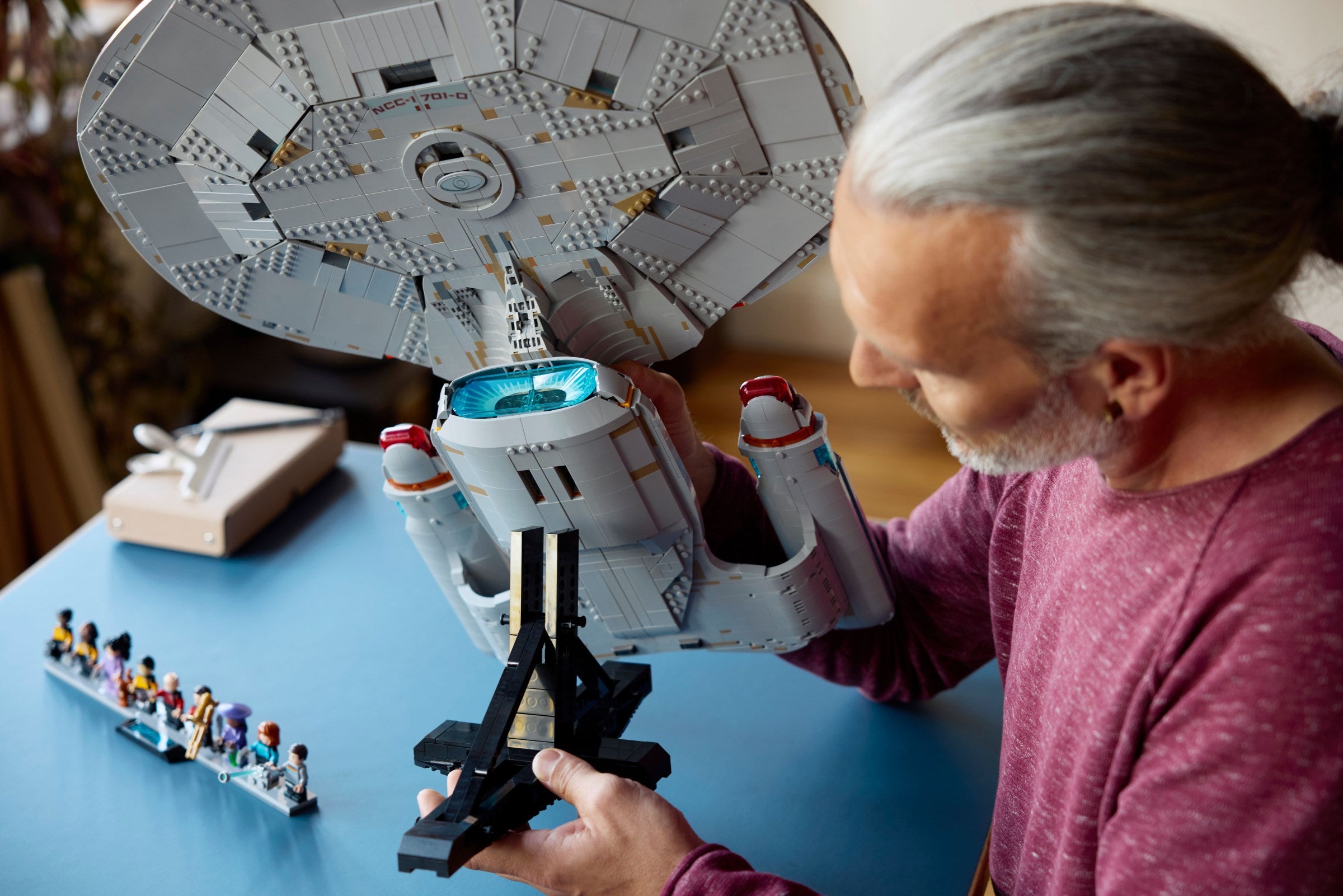 Star Trek: U.S.S. Enterprise NCC-1701-D 10356 | Icons | LEGO – image 15