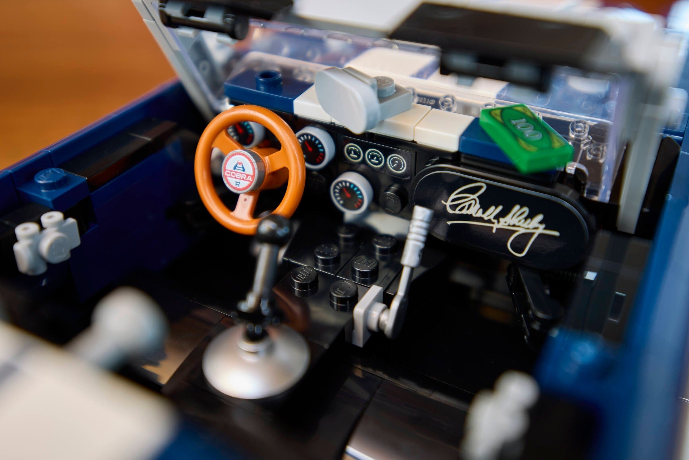 Shelby Cobra 427 S/C 10357 | Icons | LEGO – image 6