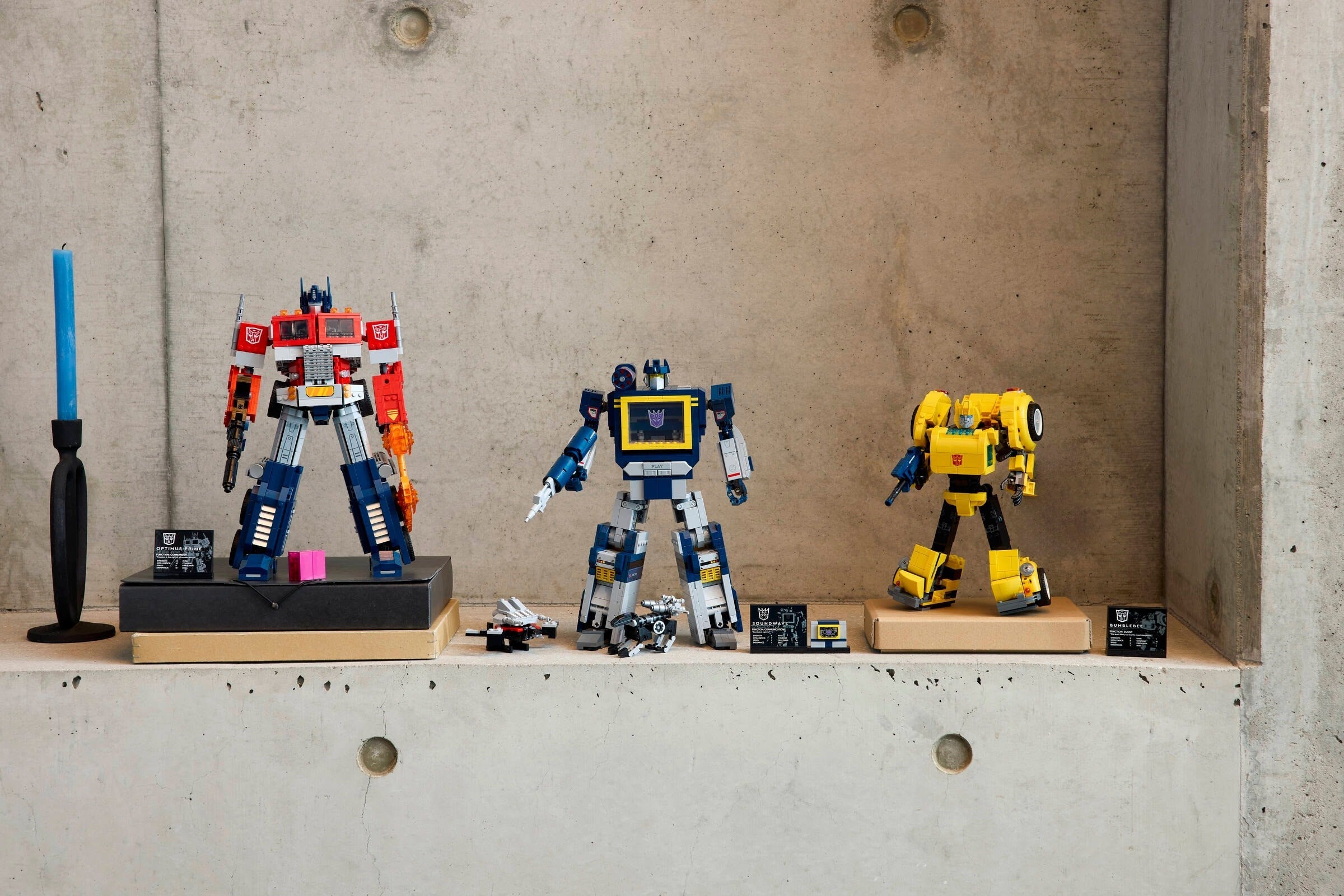 Transformers: Soundwave 10358 | Icons | LEGO – image 2