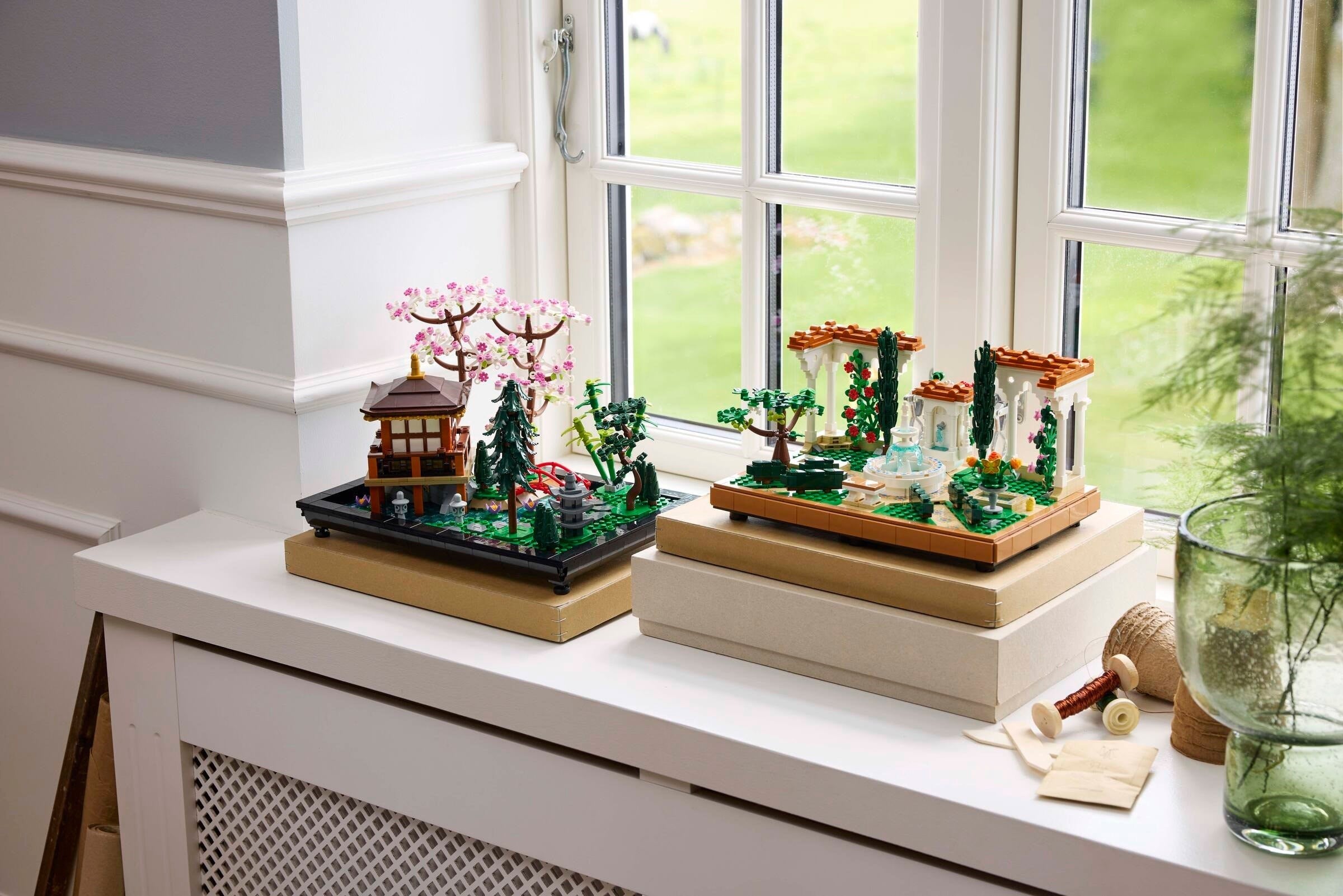 Fountain Garden 10359 | Icons | LEGO – image 2