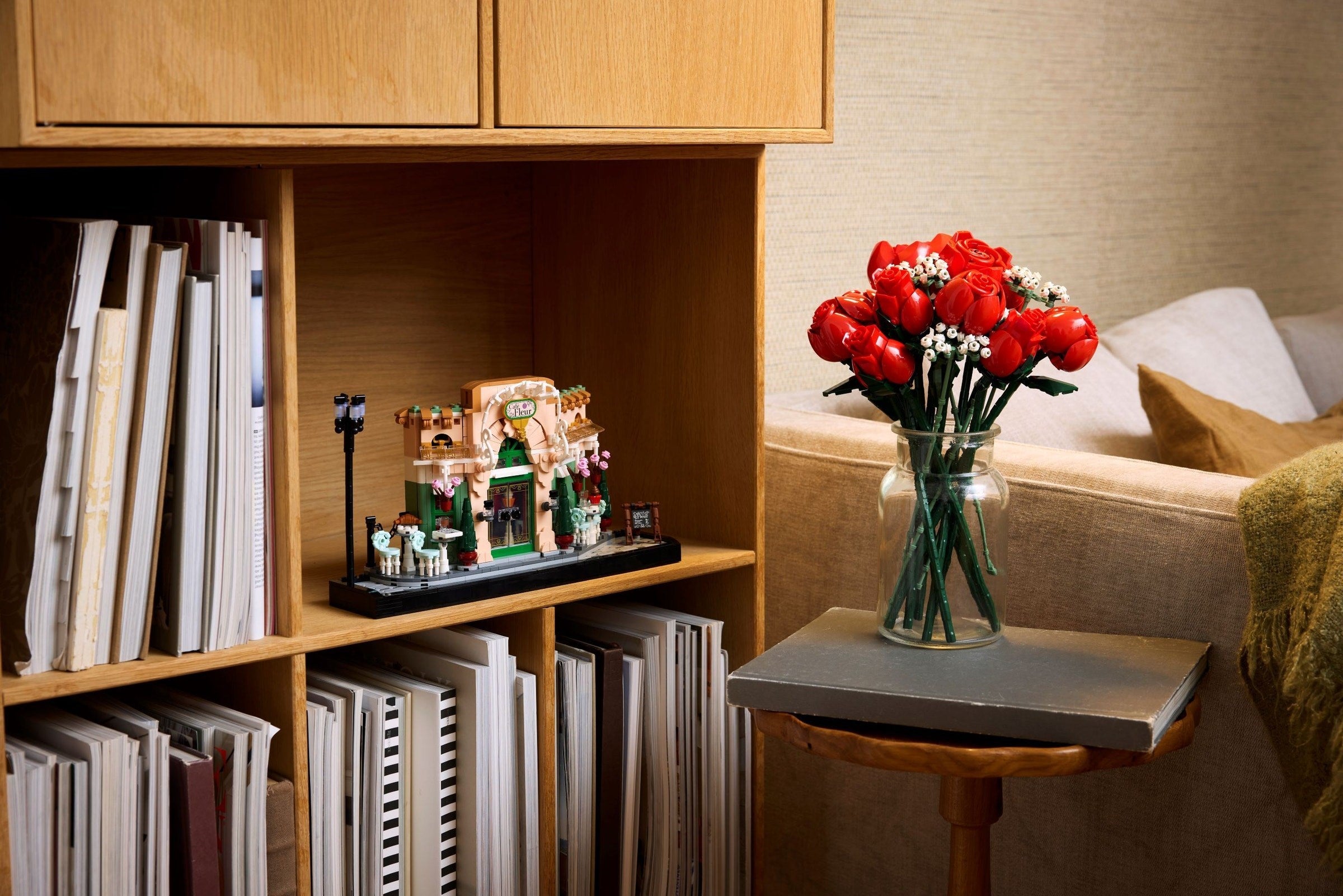 French Café 10362 | Icons | LEGO – image 2