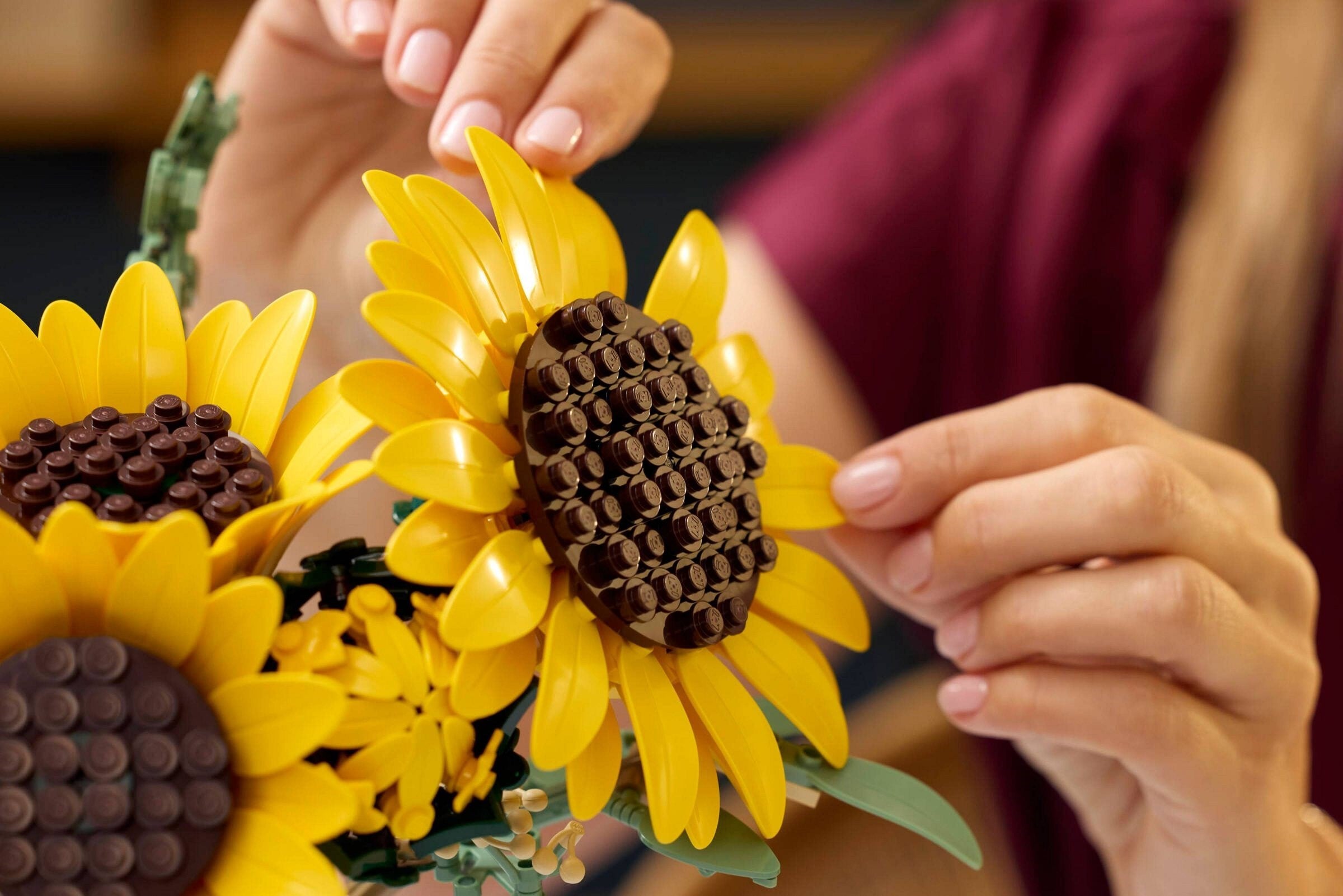 Sunflower Bouquet 11502 | Botanicals | LEGO (image 9)