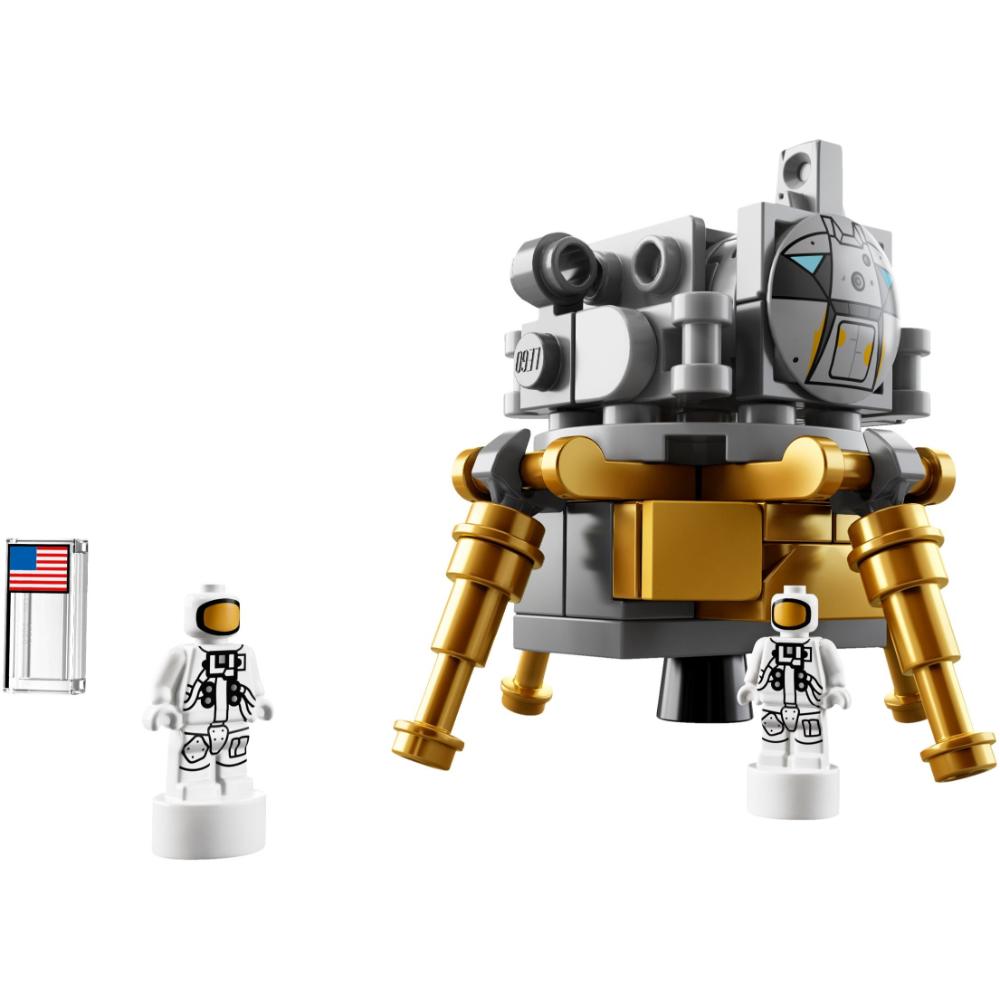 NASA Apollo Saturn V 21309 | IDEAS | LEGO