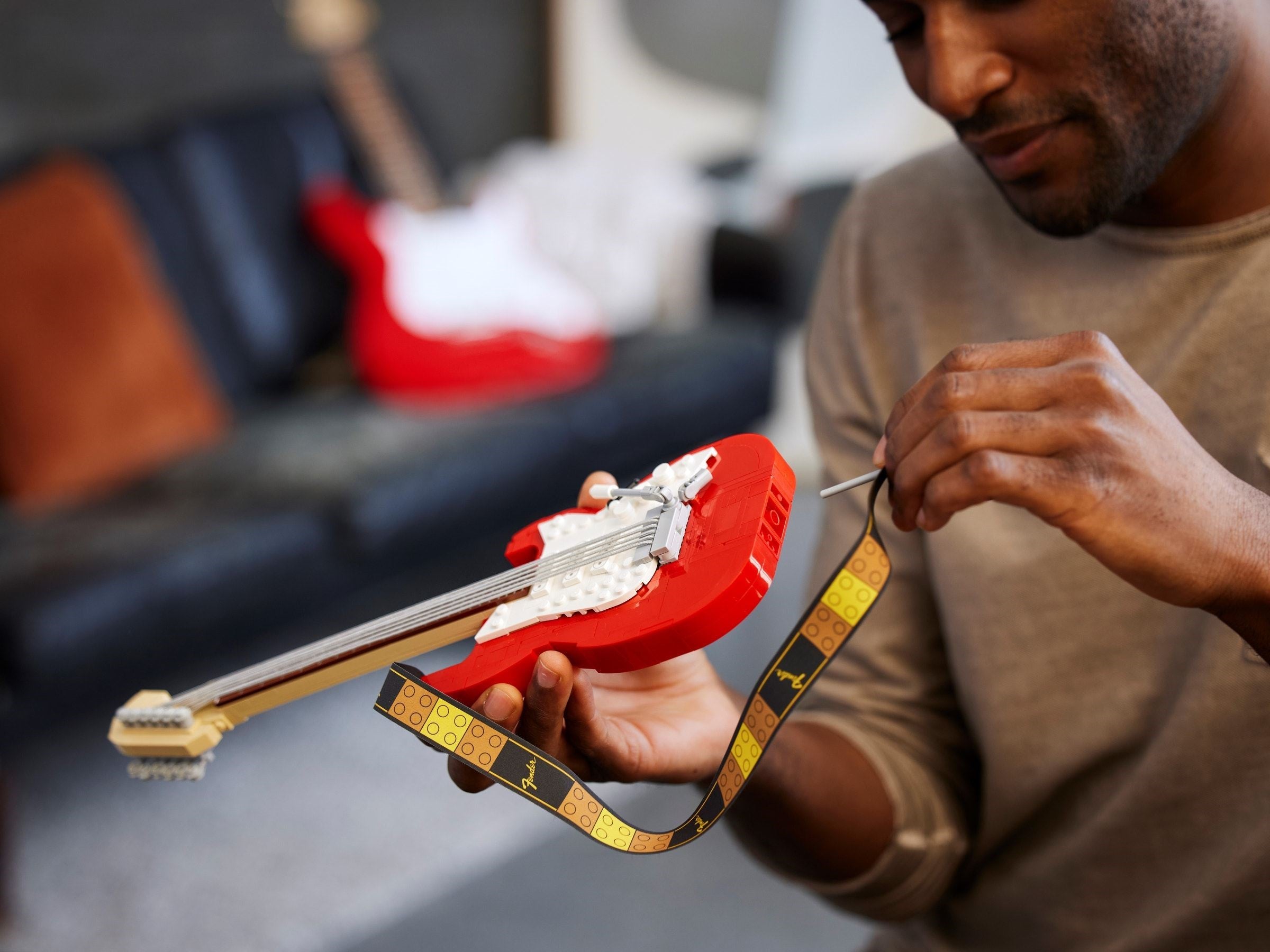 Fender Stratocaster 21329 | Ideas | LEGO – image 4