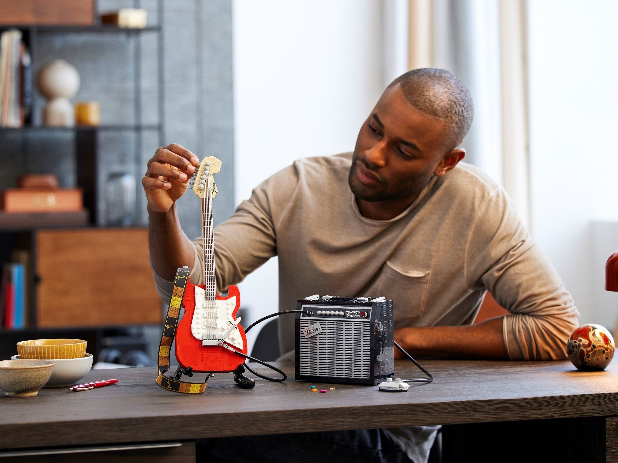 Fender Stratocaster 21329 | Ideas | LEGO – image 22