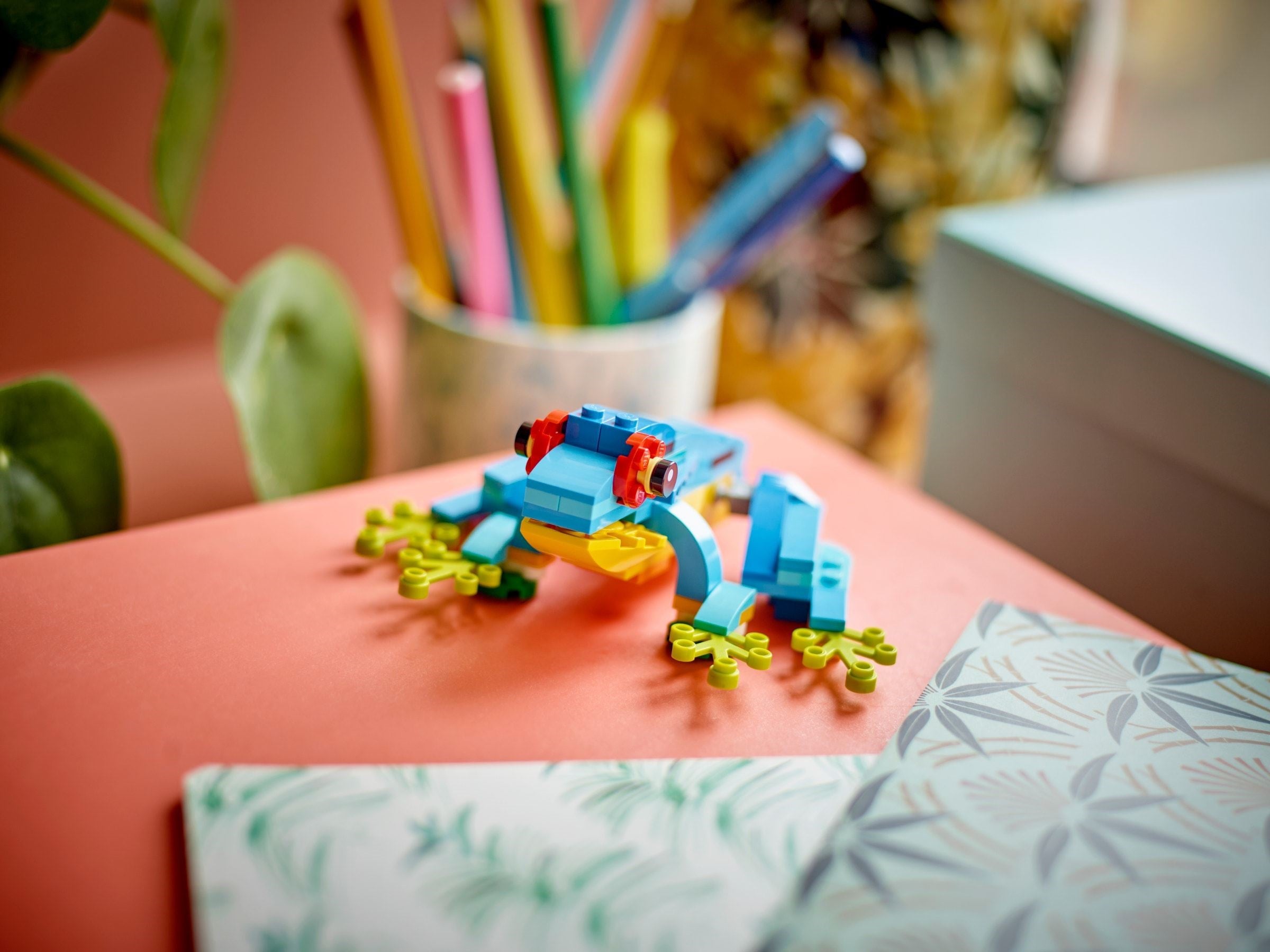 Exotic Parrot 31136 | Creator | LEGO – image 3