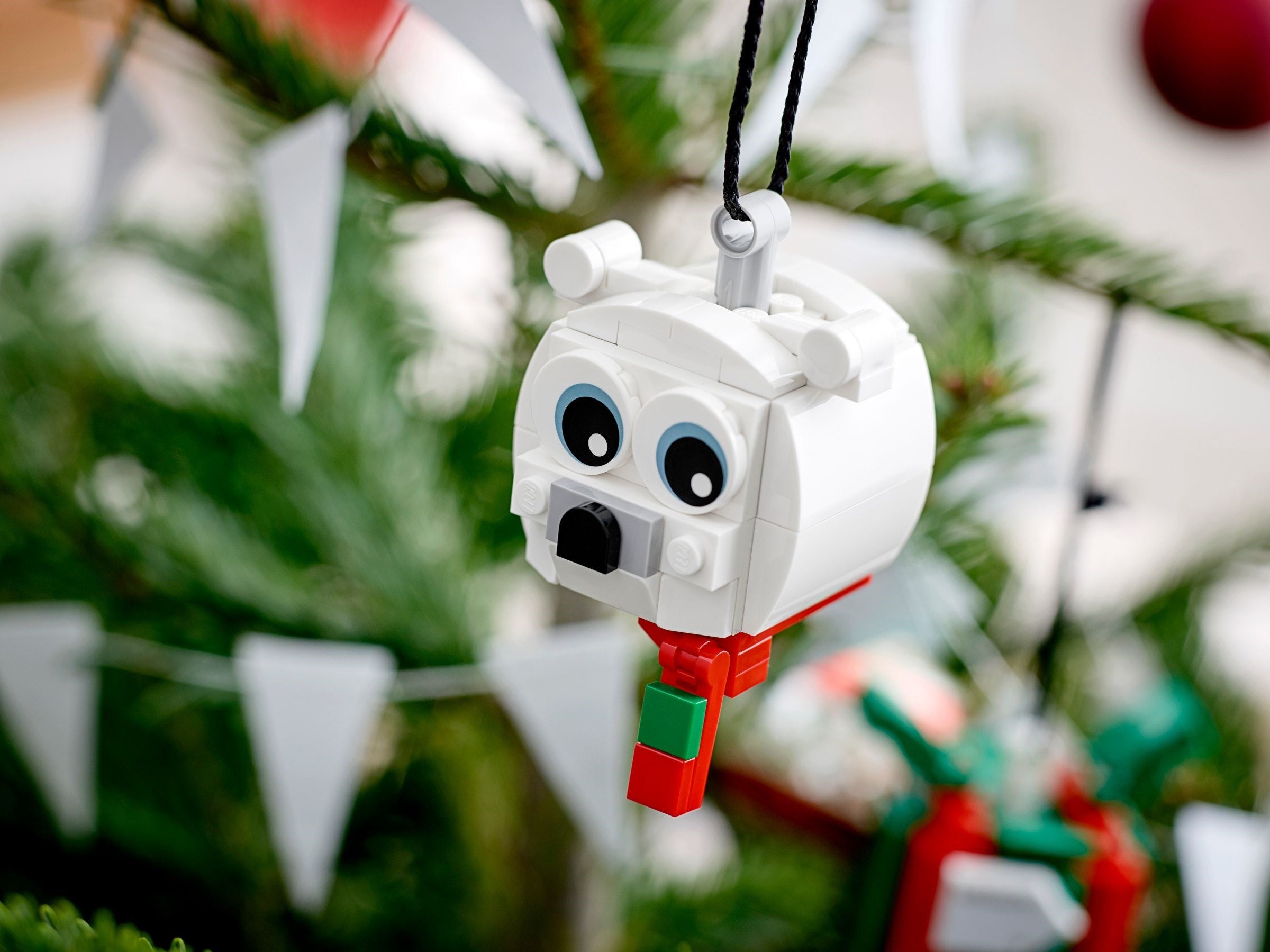 Polar Bear & Gift Pack 40494 | Seasonal | LEGO (image 5)