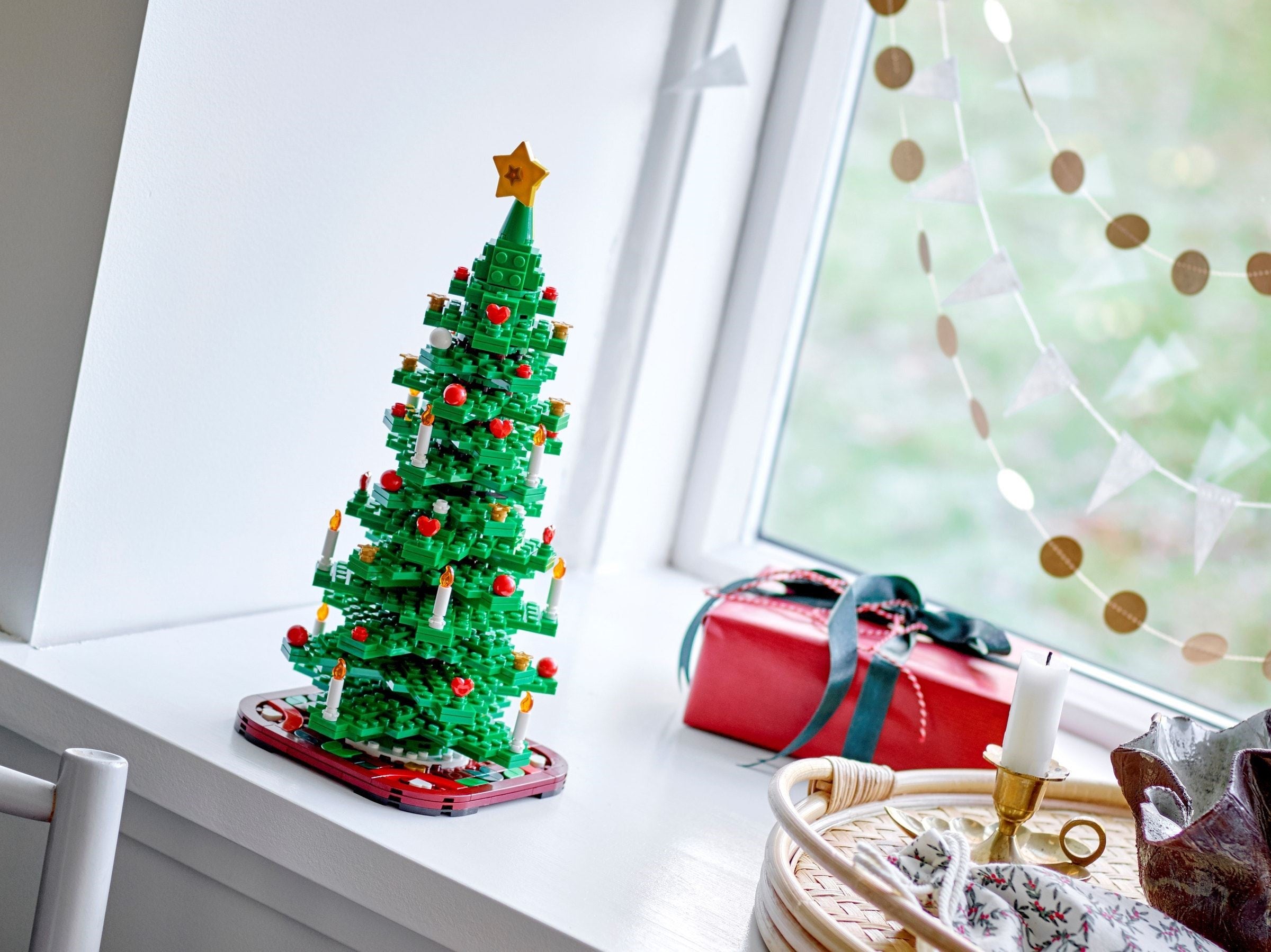 Christmas Tree 40573 | Seasonal | LEGO – image 4