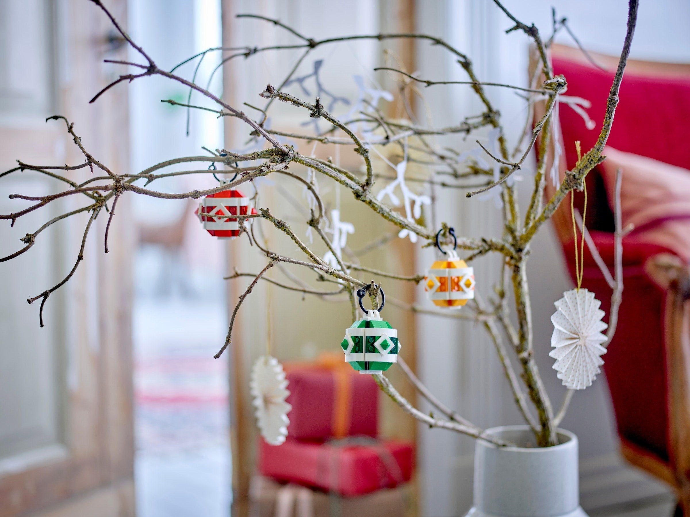 Christmas Decor Set 40604 | Seasonal | LEGO – image 4