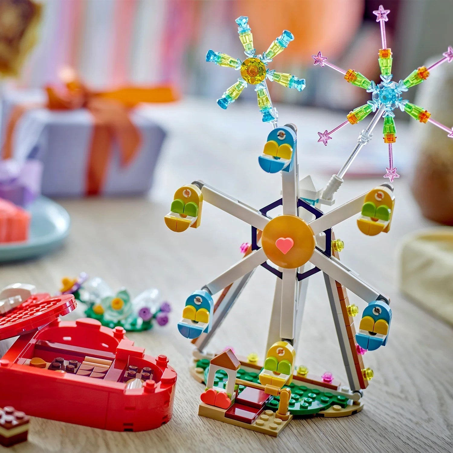 Celebration Series: Ferris Wheel with Fireworks 40758 | Creator | LEGO
