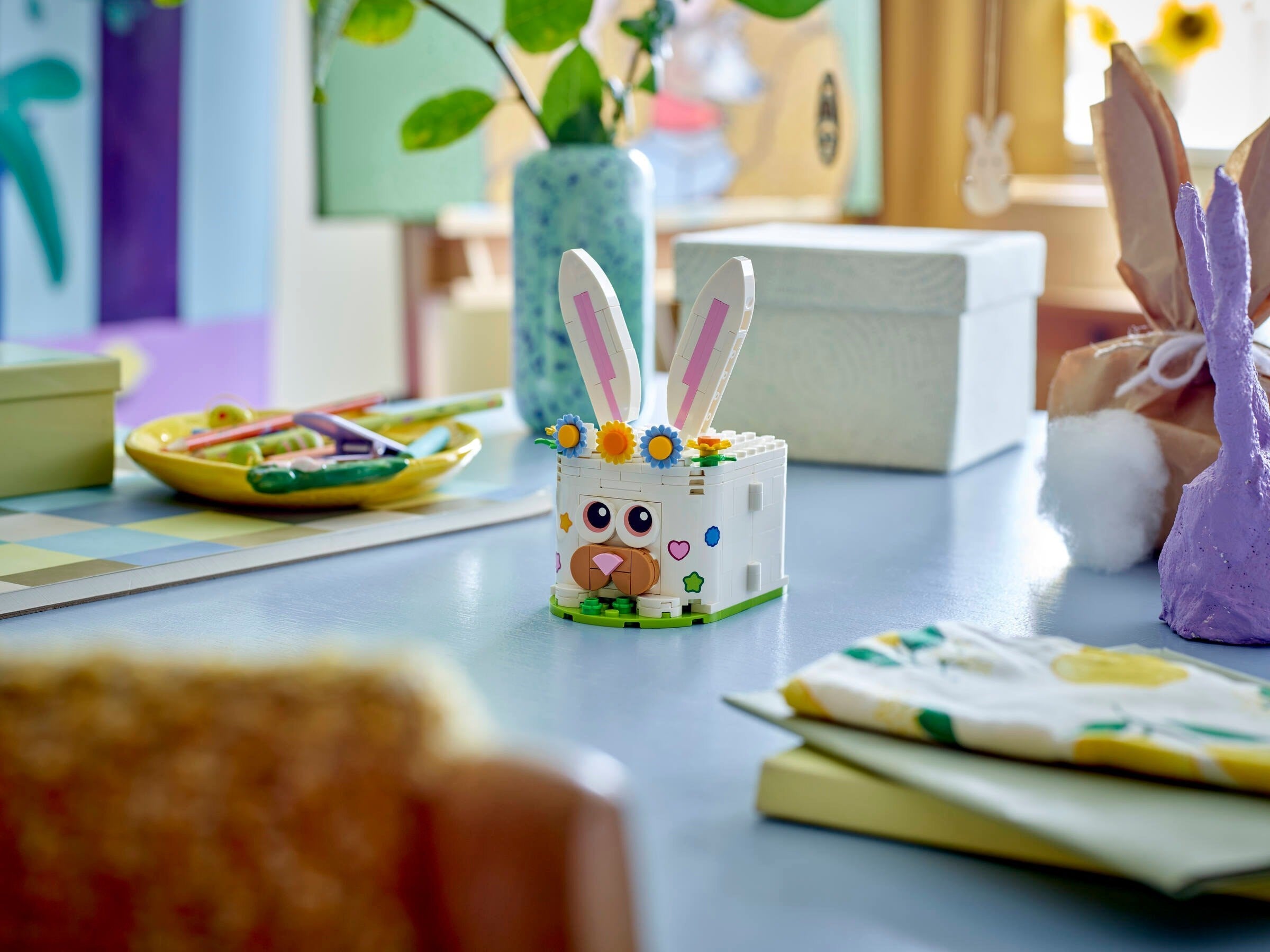 Easter Bunny Surprise 40764 | Seasonal | LEGO