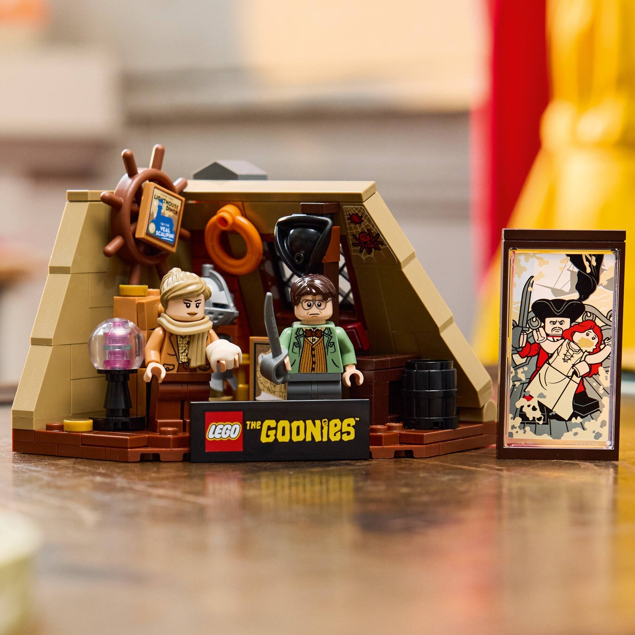 The Goonies: The Walshes' Attic 40773 | Ideas | LEGO – image 6