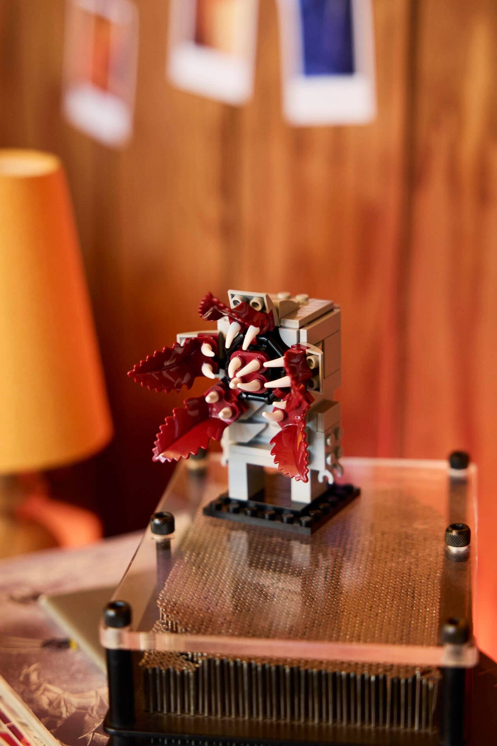 Eleven, Max, Demogorgon and Holly Figures 40879 | BrickHeadz | LEGO – image 7