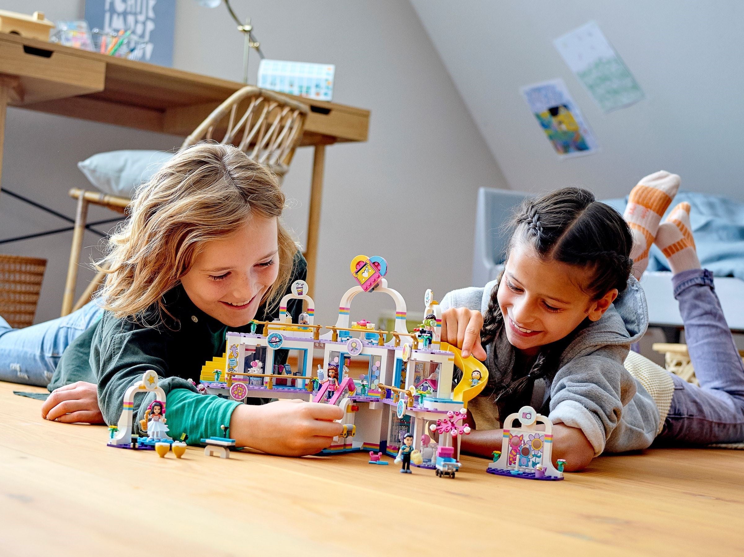 Heartlake City Shopping Mall 41450 | Friends | LEGO – image 10