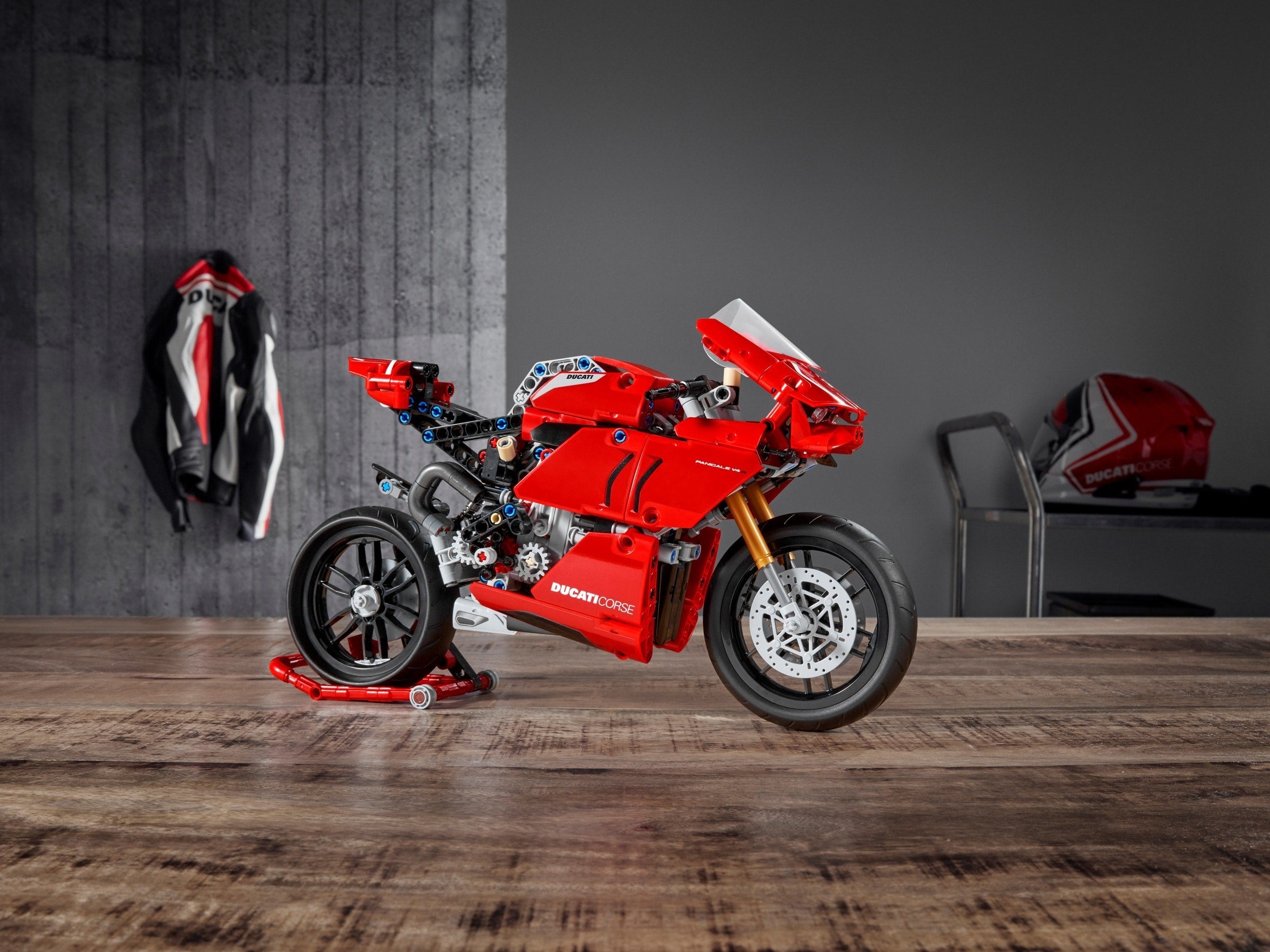 Ducati Panigale V4 R 42107 | Technic | LEGO – image 10