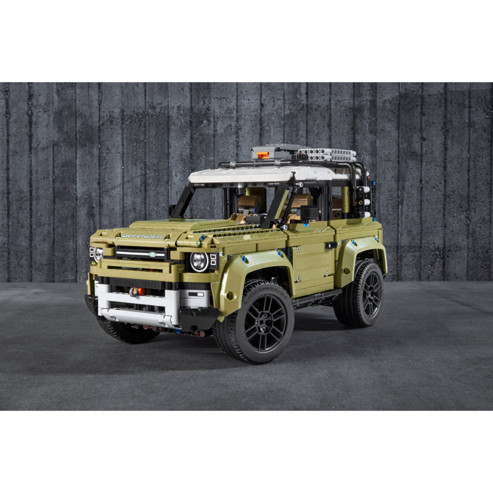 Land Rover Defender 42110 | Technic | LEGO