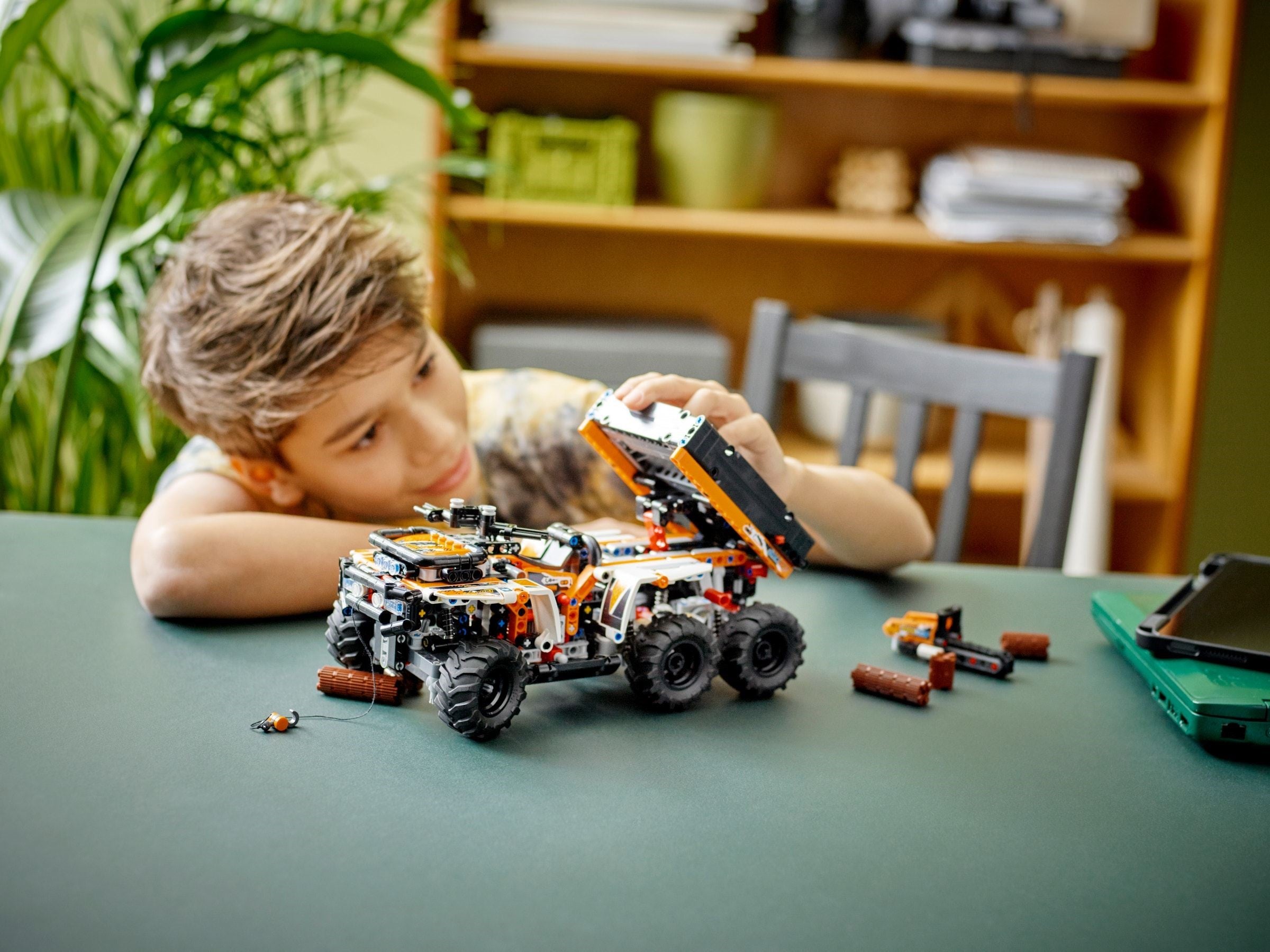 All-Terrain Vehicle 42139 | Technic | LEGO – image 3