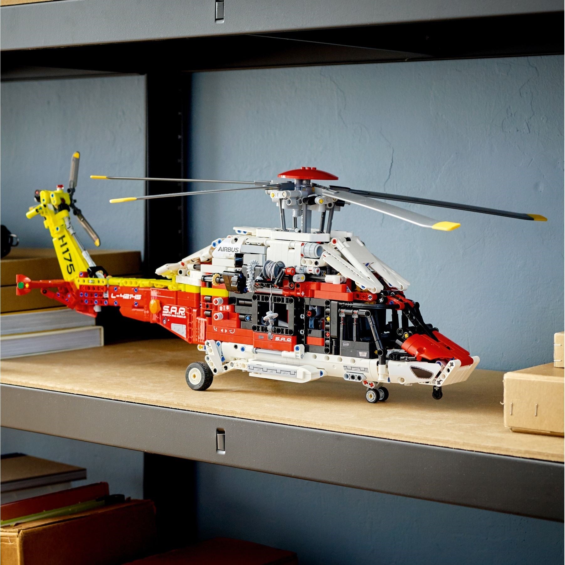 ame　ミニチュア Airbus H175 Rescue Helicopter 42145 | Technic | LEGO