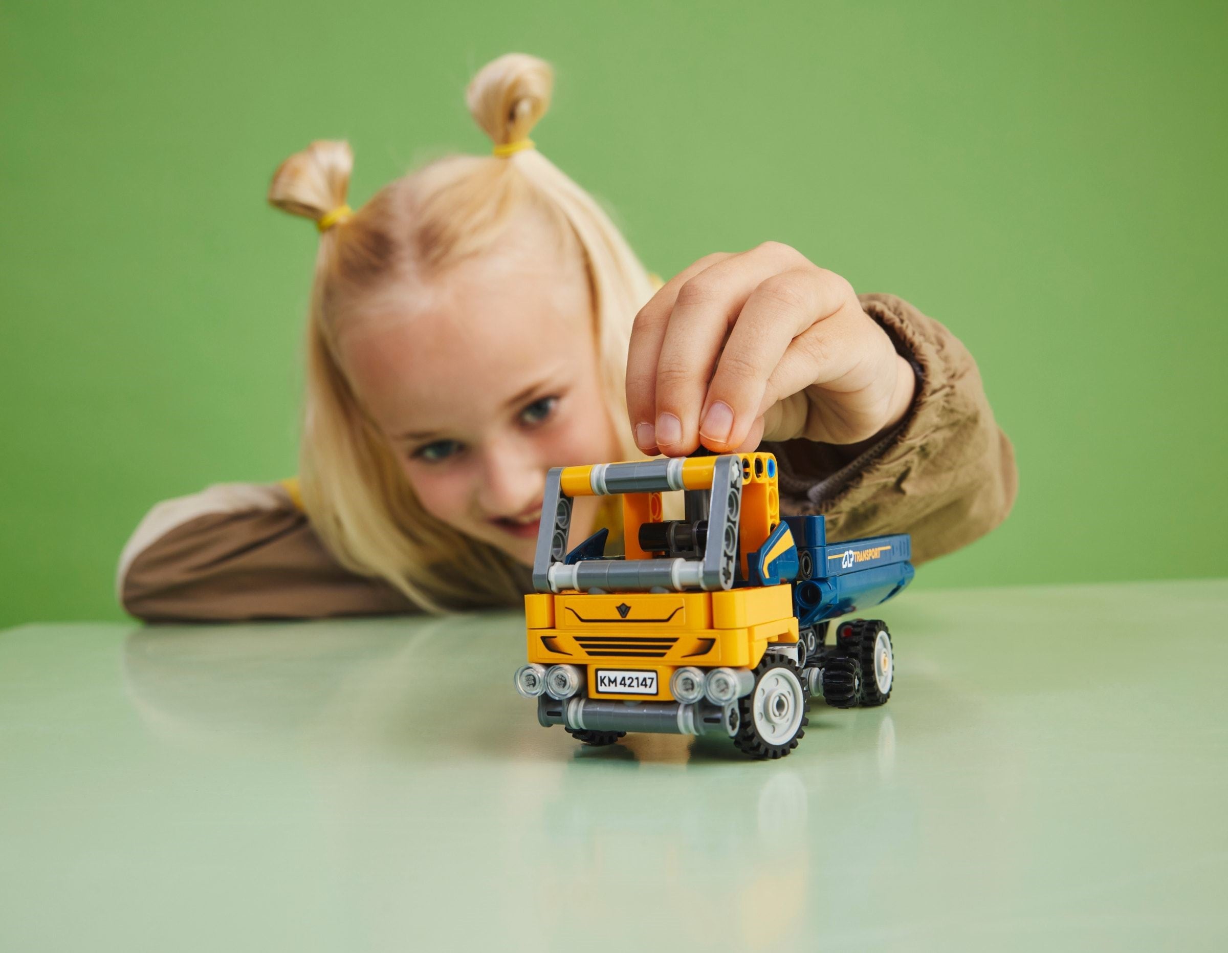 Dump Truck 42147 | Technic | LEGO – image 7