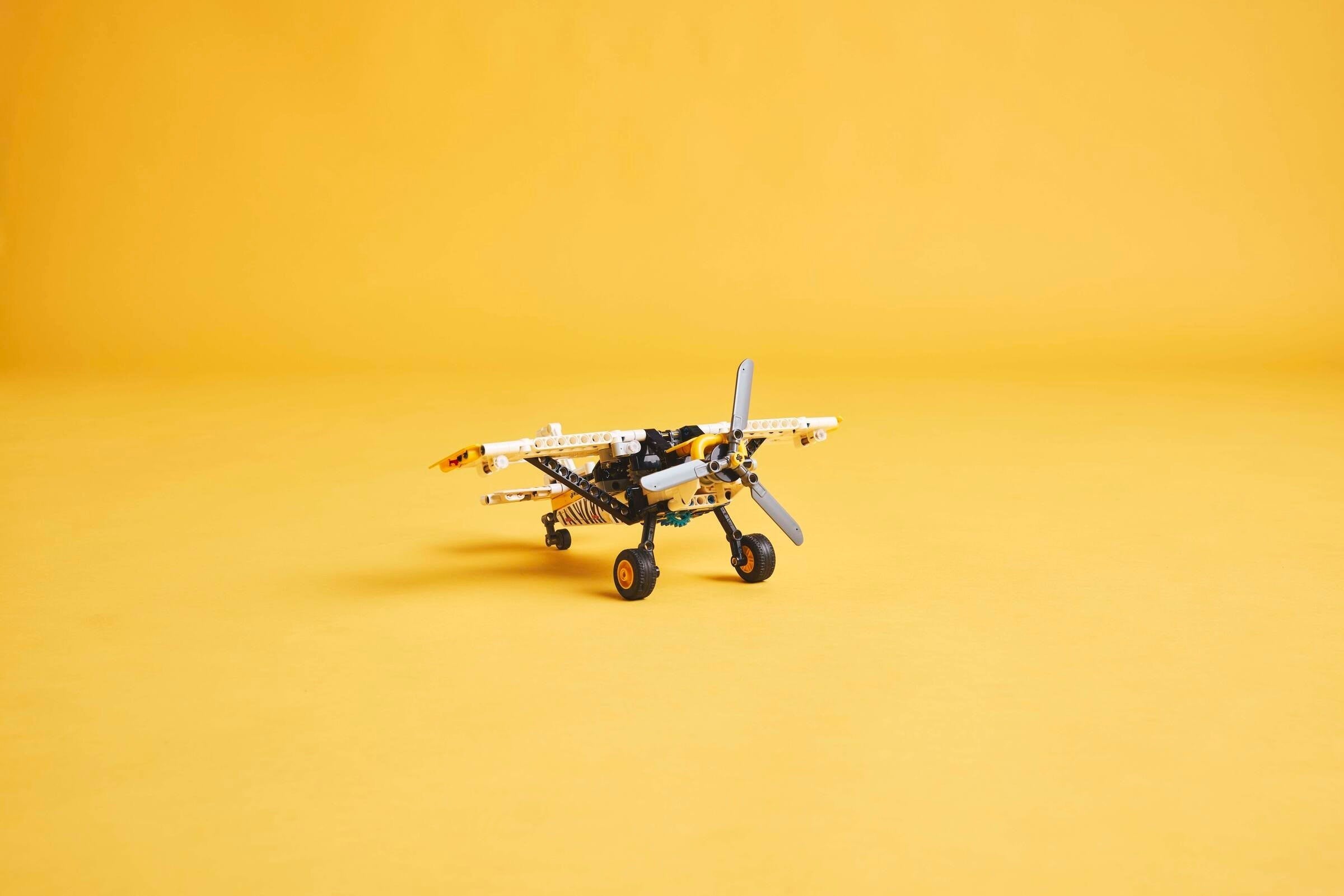 Bush Plane 42198 | Technic | LEGO – image 6