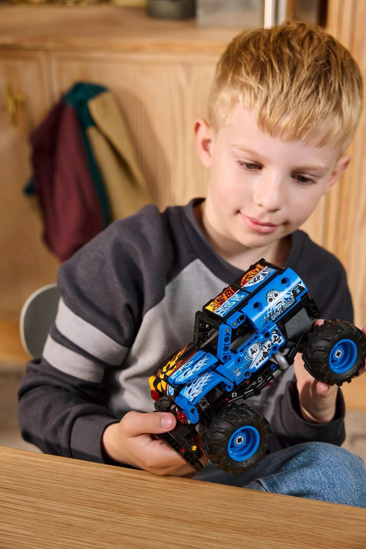 Monster Jam Grave Digger 42219 | Technic | LEGO (image 4)