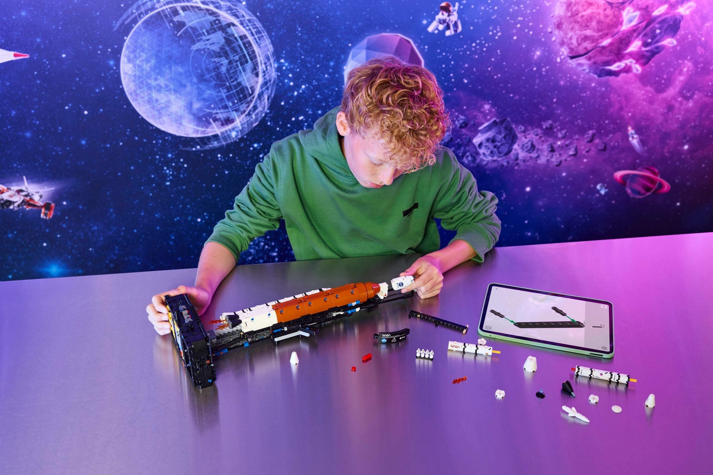 NASA Artemis Space Launch System Rocket 42221 | Technic | LEGO – image 4