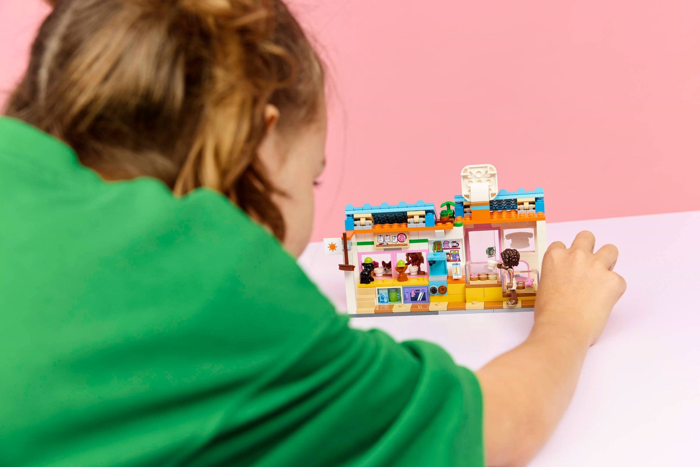 Dog Treats Bakery 42677 | Friends | LEGO (image 5)
