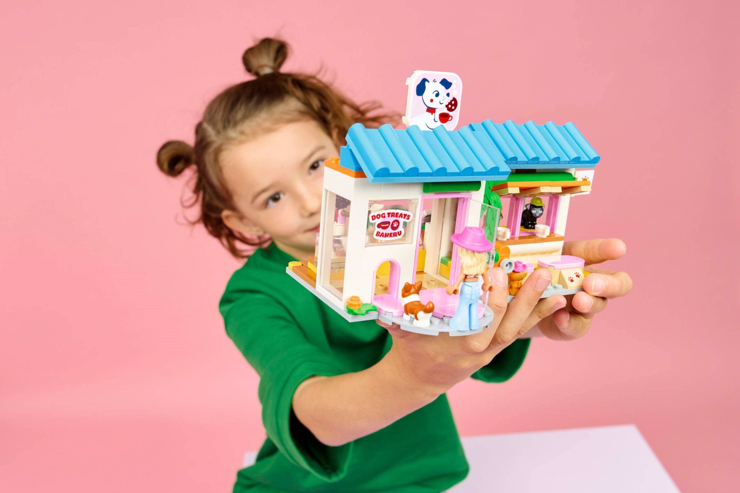 Dog Treats Bakery 42677 | Friends | LEGO (image 6)