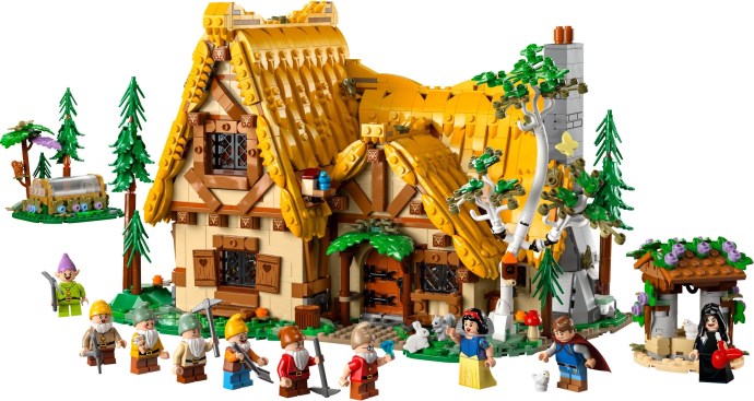 Snow White and the Seven Dwarfs' Cottage 43242 | Disney | LEGO