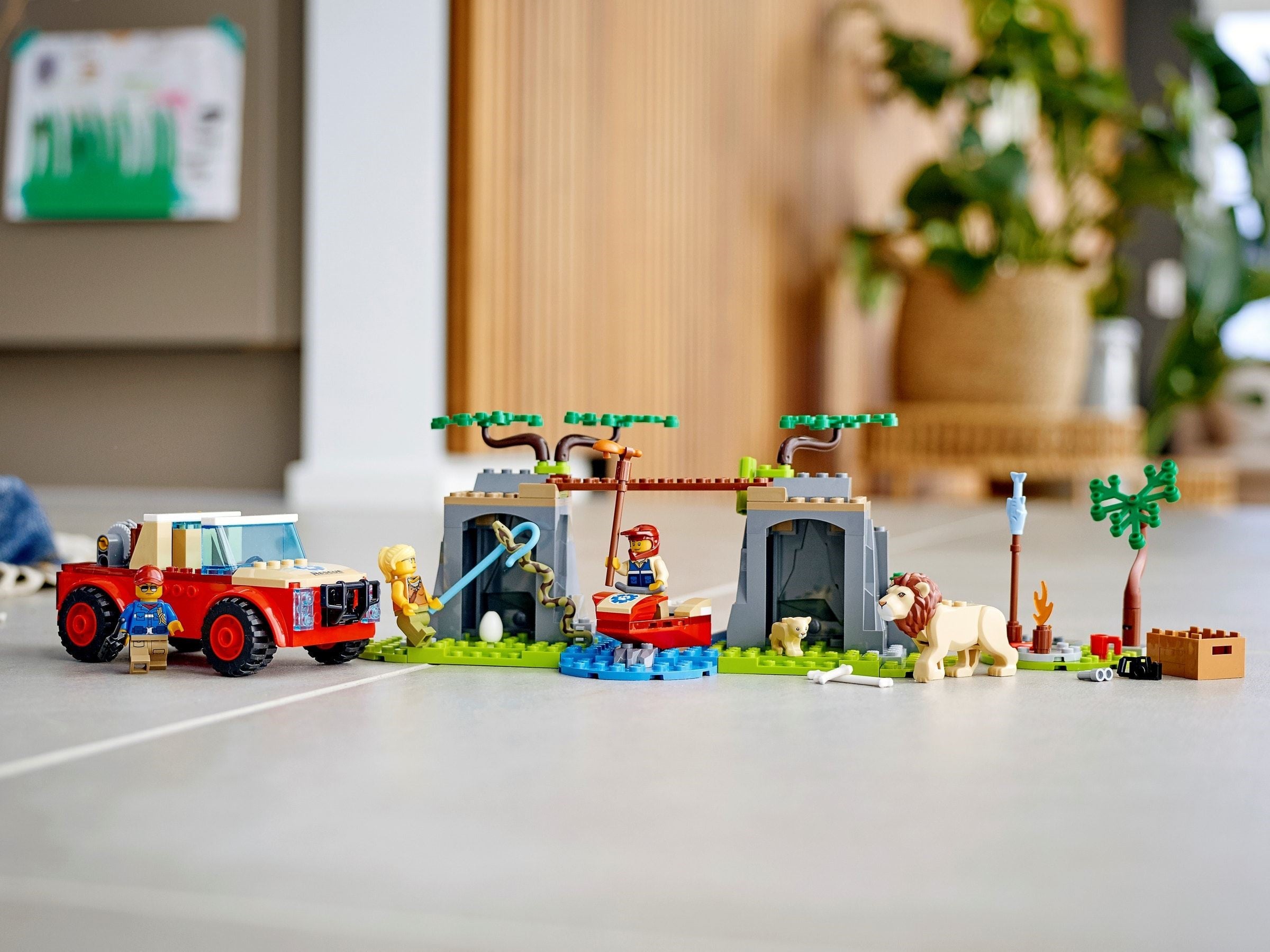 Wildlife Rescue Off-Roader 60301 | City | LEGO – image 4