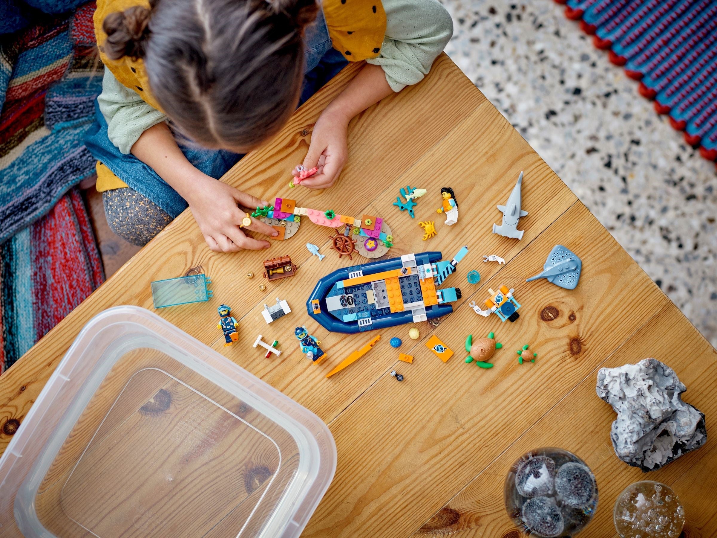 Explorer Diving Boat 60377 | City | LEGO – image 8