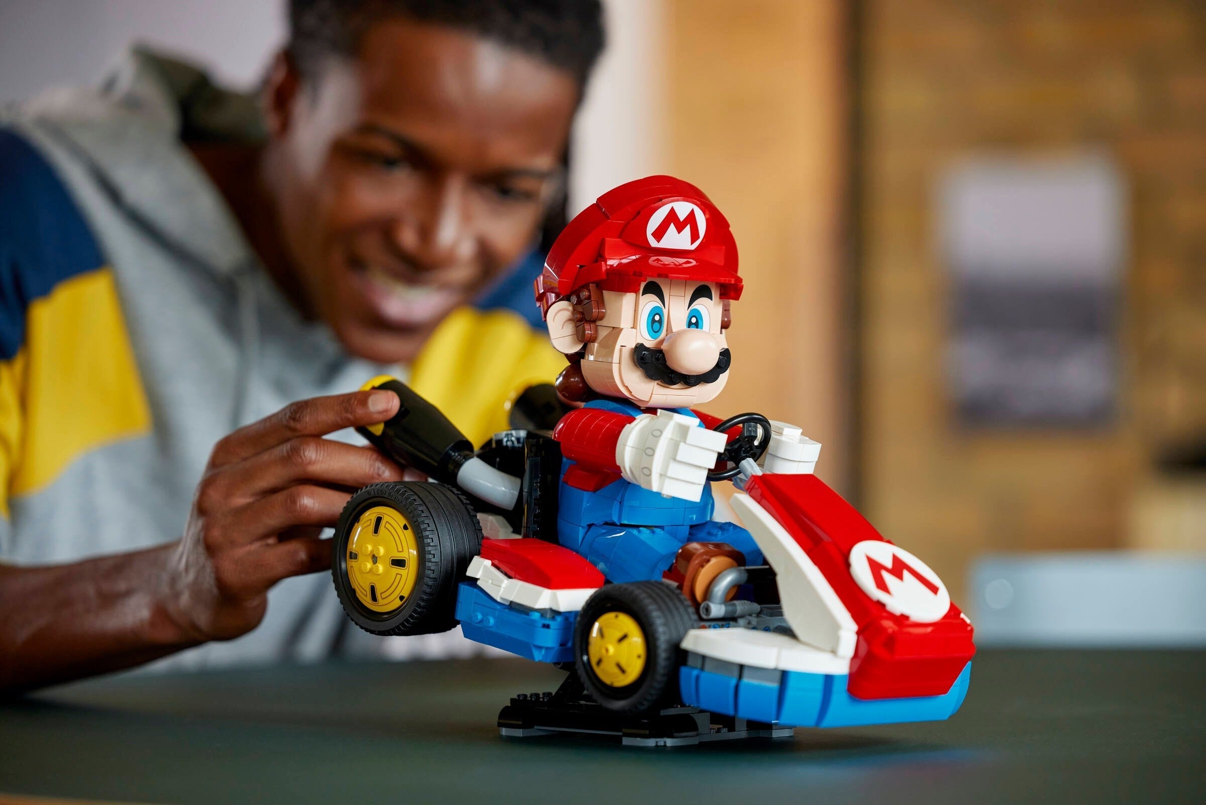 Mario Kart - Mario & Standard Kart 72037 | Super Mario | LEGO – image 6