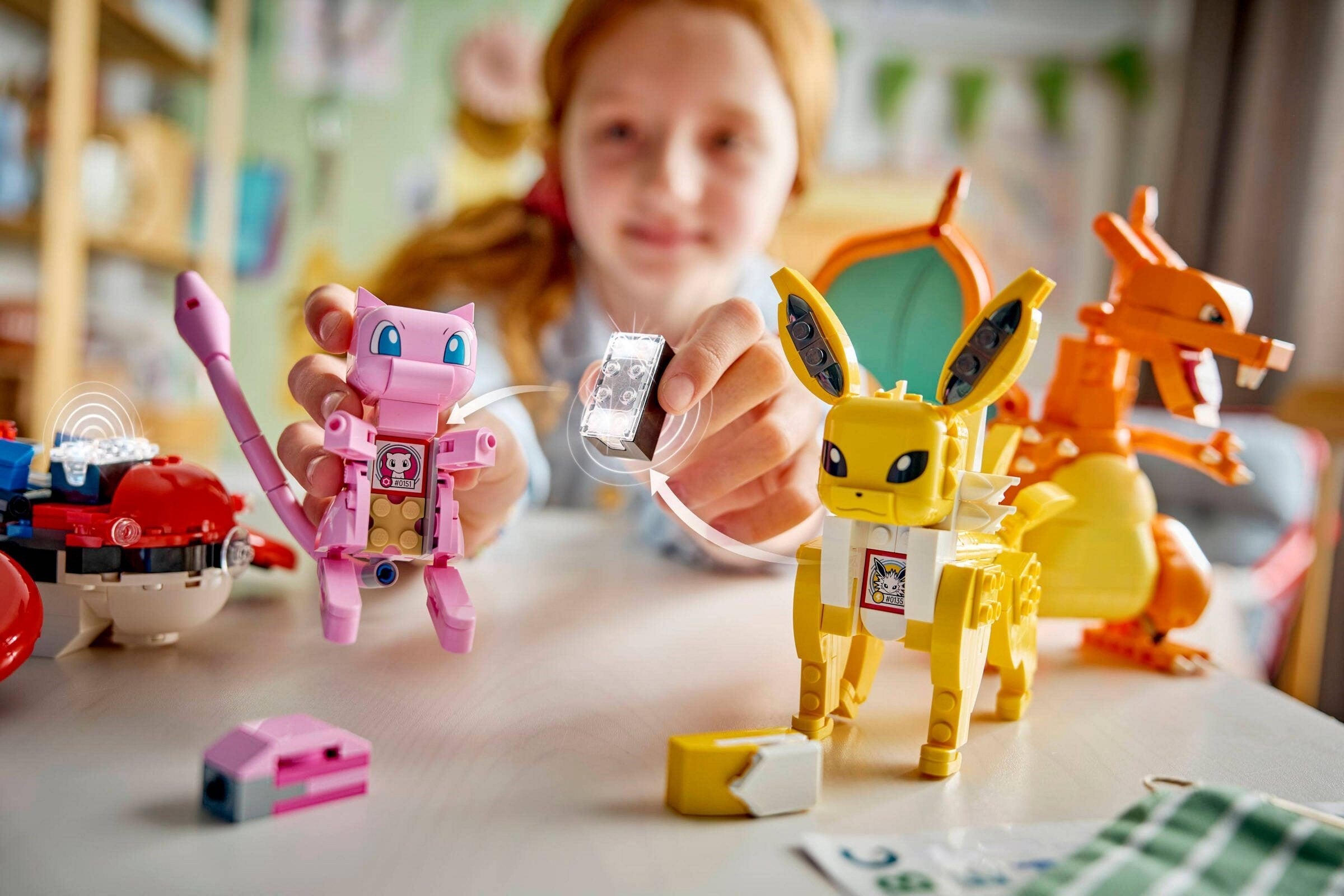 Drone Search for Mythical Mew 72161 | Pokémon | LEGO (image 2)