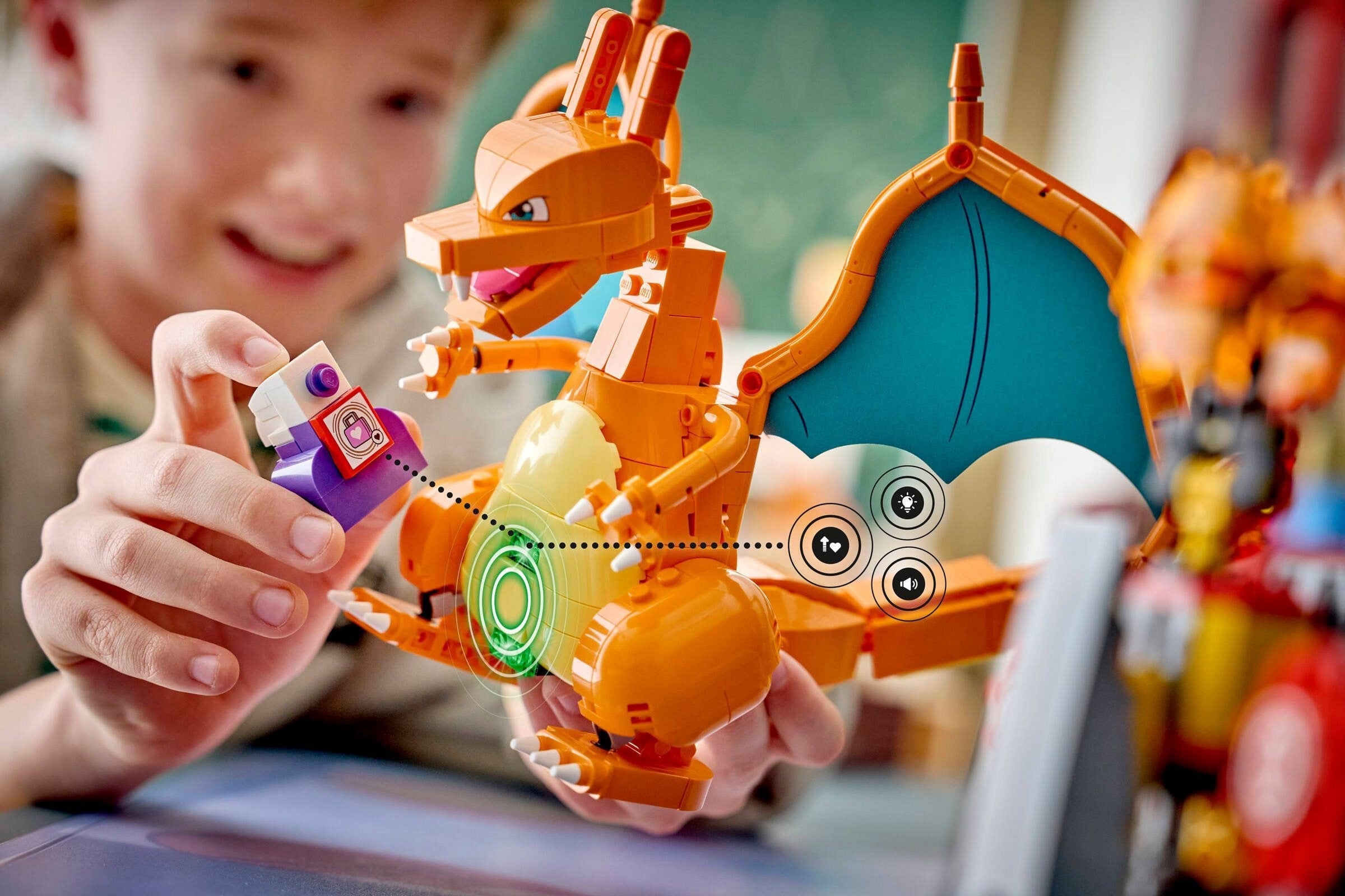 Charizard vs. Jolteon Ultimate Battle 72167 | Pokémon | LEGO (image 11)