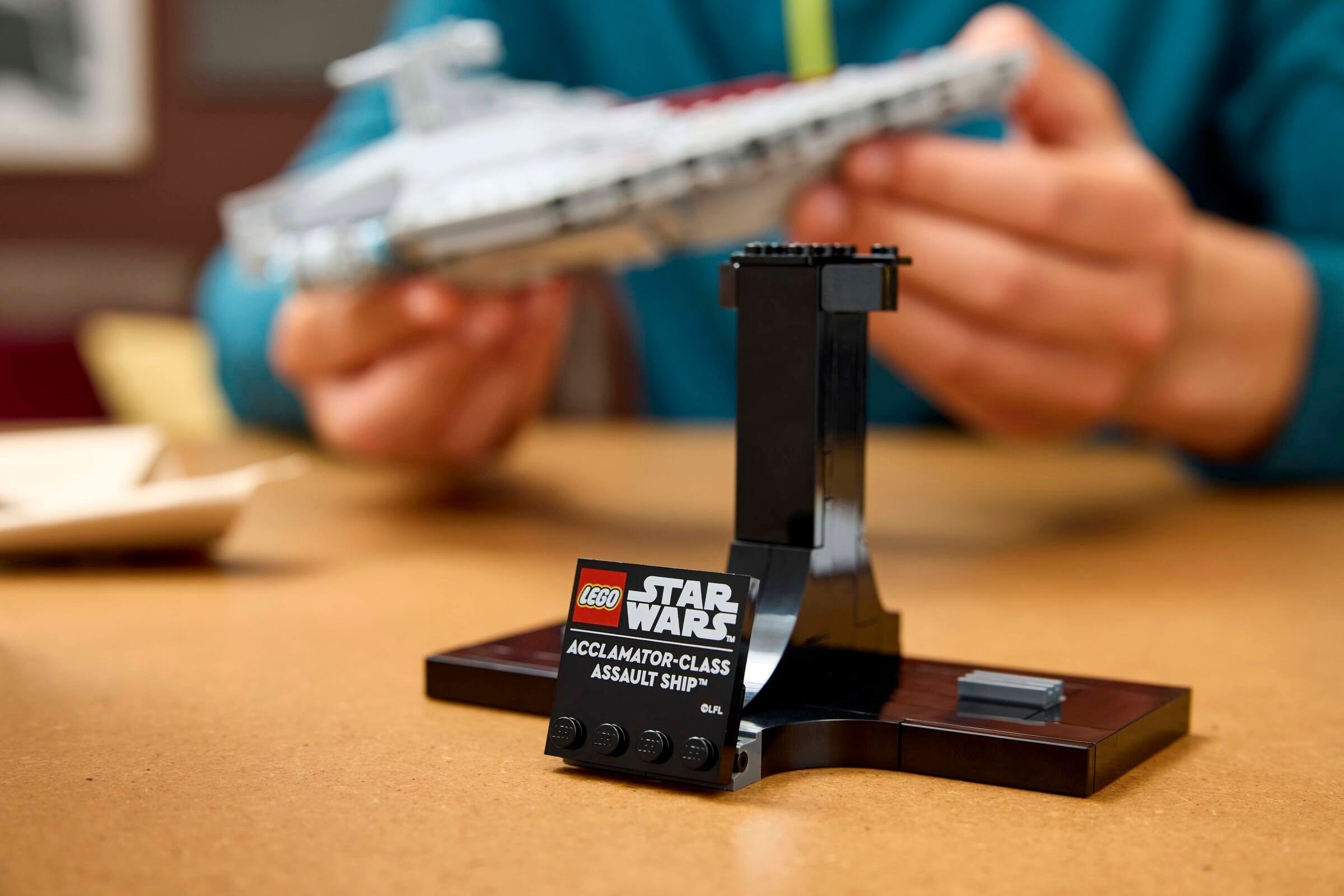 Acclamator-class Assault Ship 75404 | Star Wars | LEGO – image 6