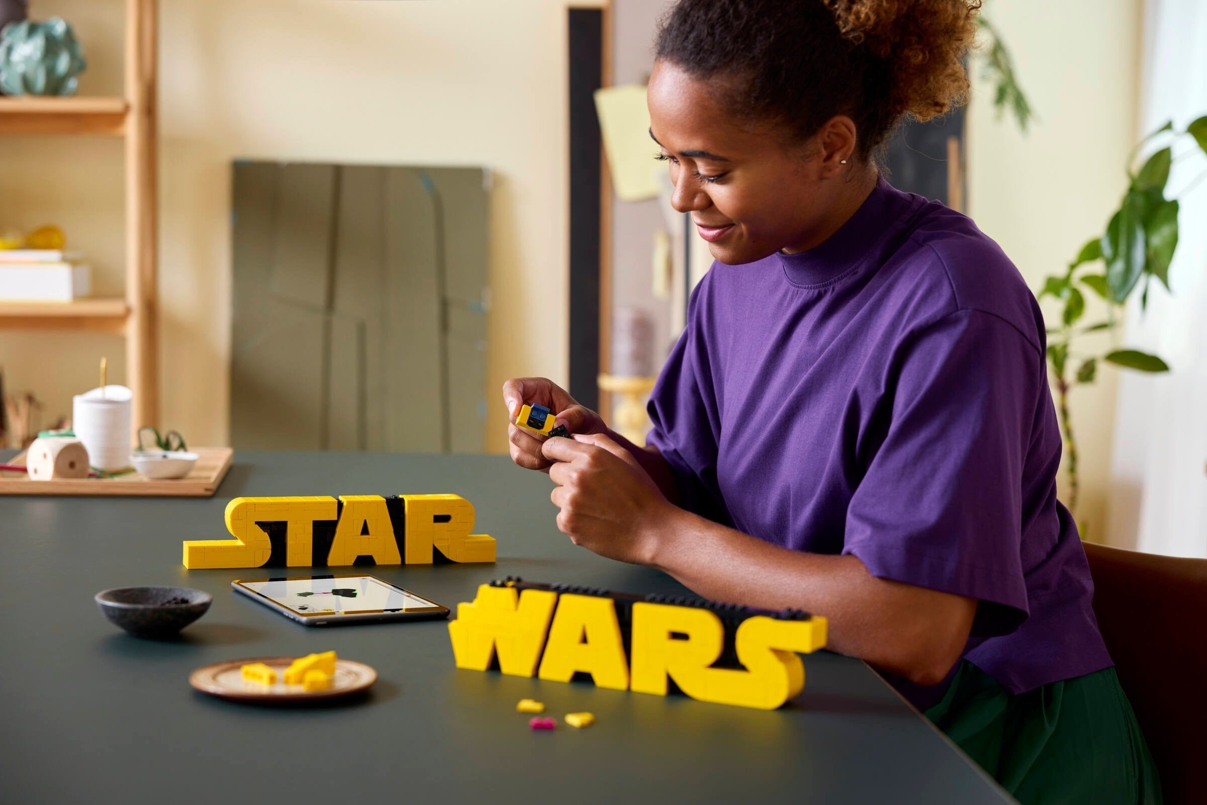 Brick-Built Star Wars Logo 75407 | Star Wars | LEGO – image 4
